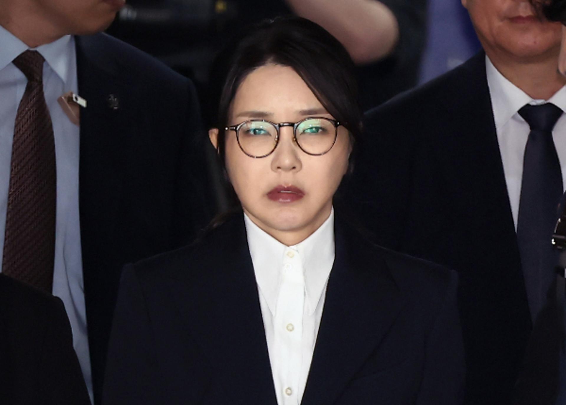 '논문 표절' 김건희, 교원 자격 취소… 남부구치소에 결과 통보
