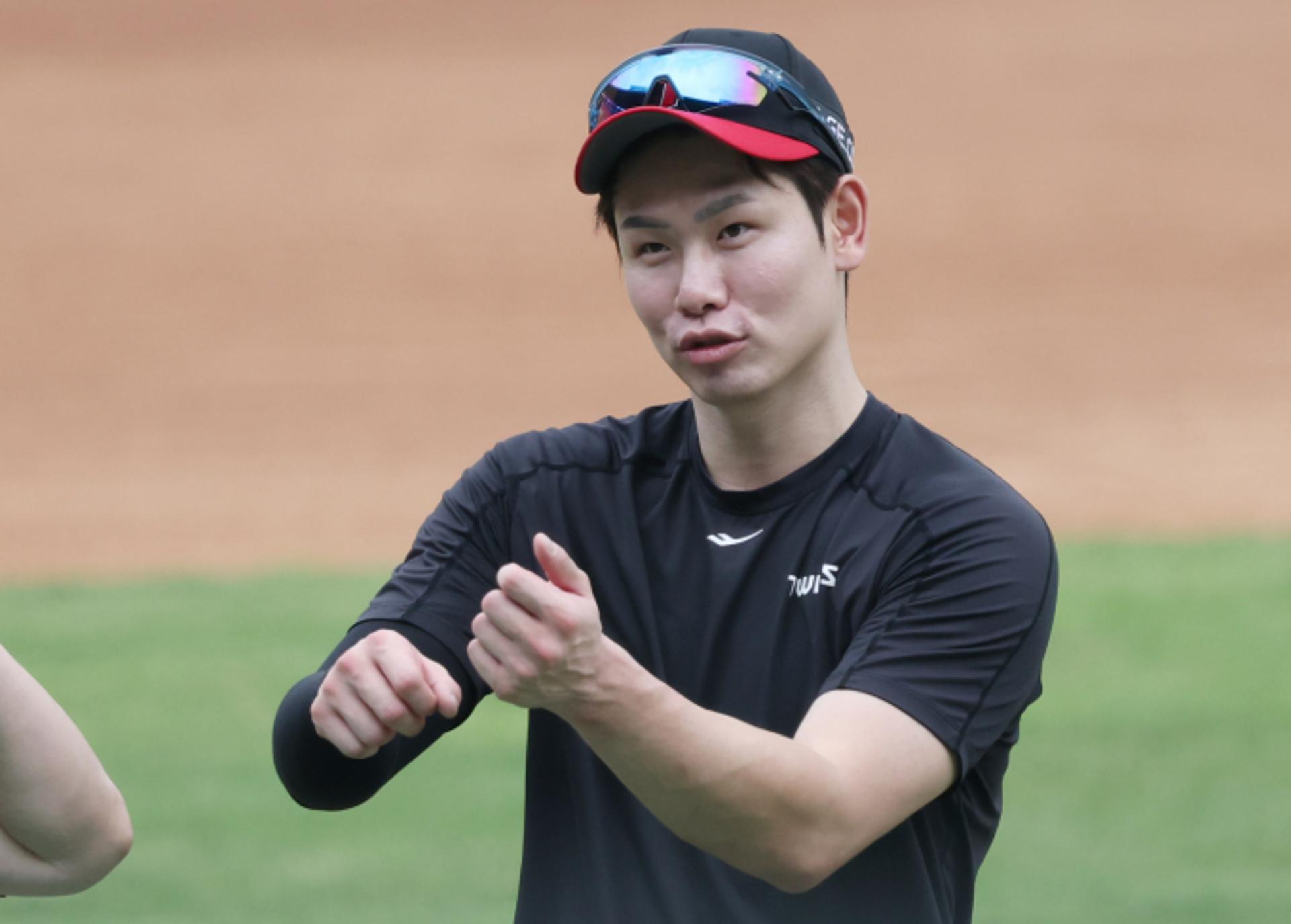 '출루왕' 홍창기, 4개월 만에 첫 실전… 2군서 두 타석 소화, 1볼넷