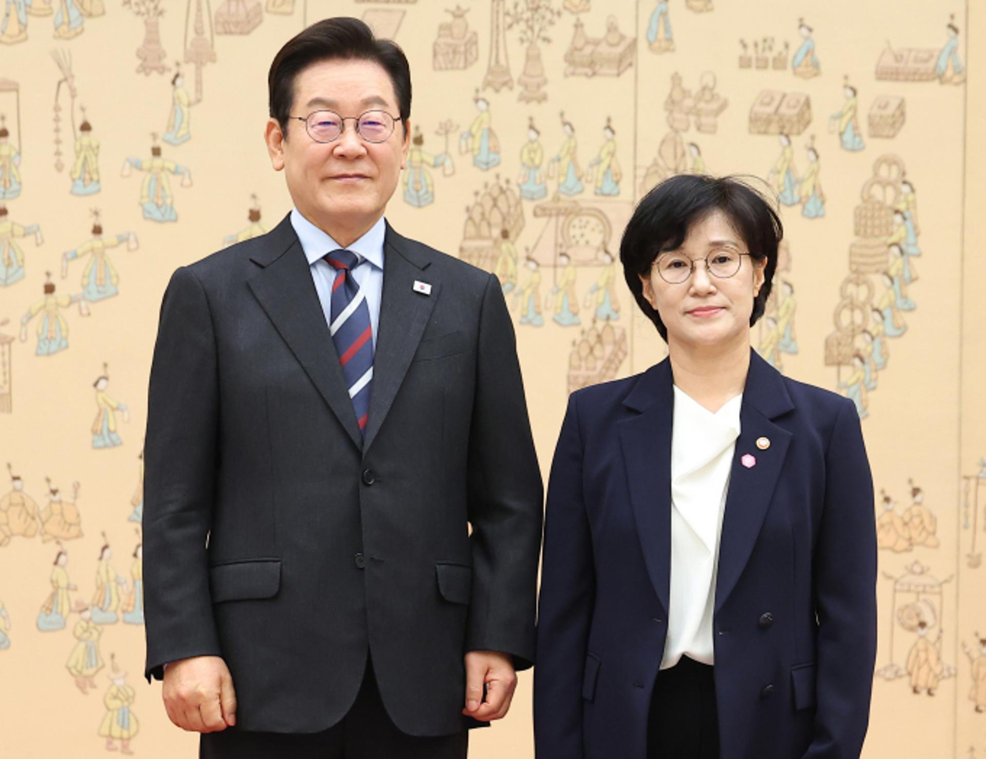 이 대통령, 교육부·여가부 장관 등 임명… 1기 내각 인선 완료