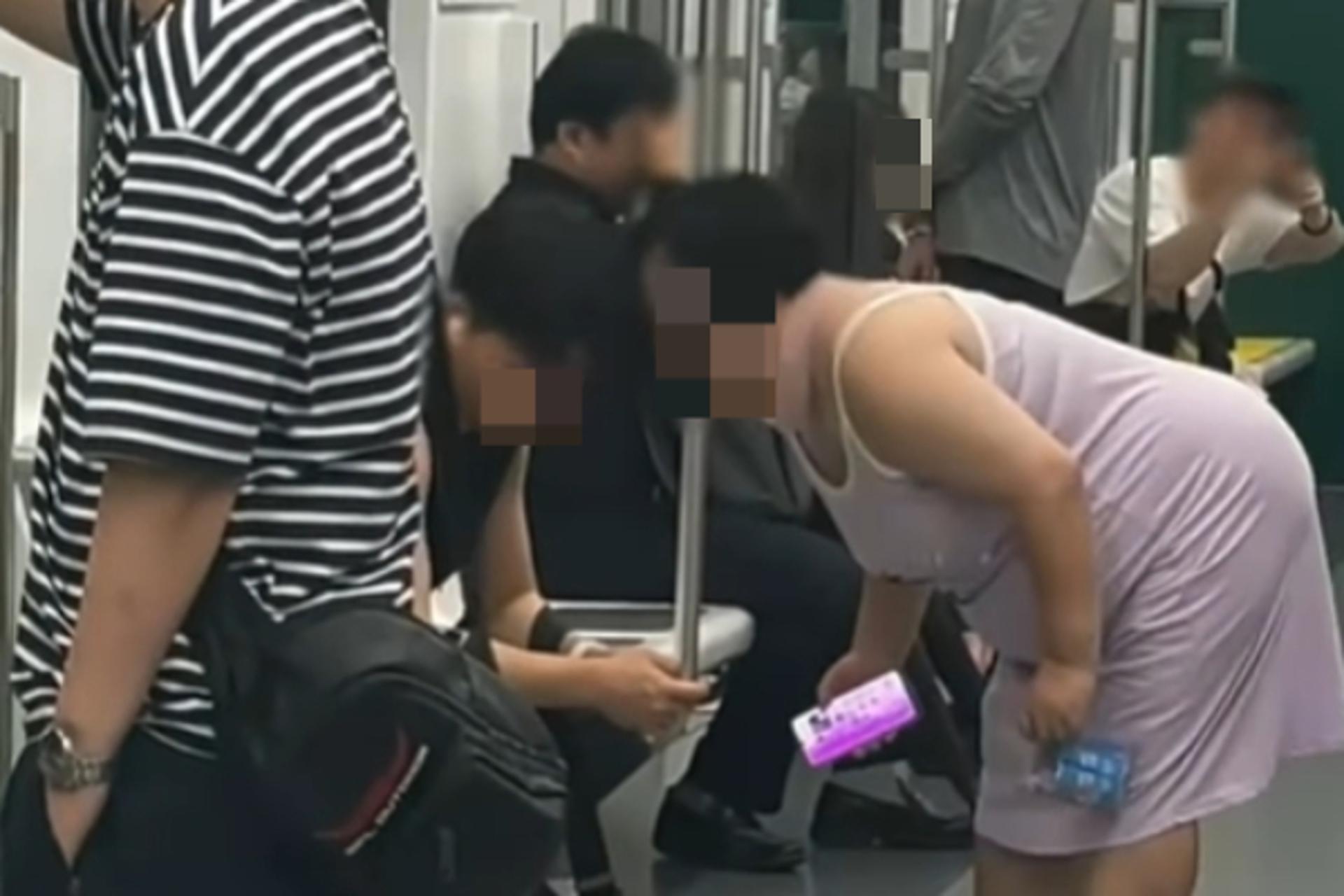 얼굴 들이밀고 풍선껌 '펑', 침 세례에 승객 멘붕… 지하철 빌런 갱신됐다