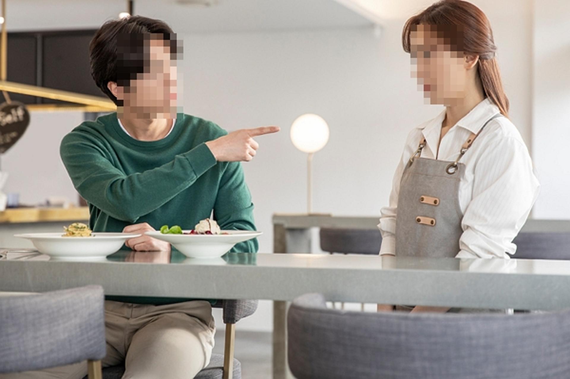 백반집서 노트북 4시간 한 진상 손님… 별점 테러 협박까지 '헉'