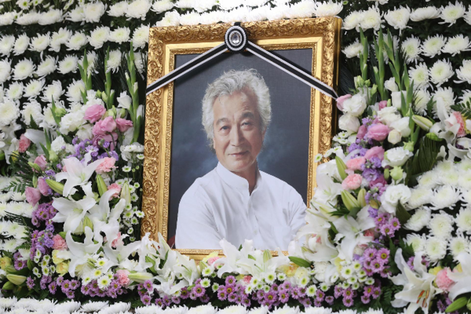 그리운 영화계 '큰 별'… '미남 스타' 신성일, 폐암으로 사망 [오늘의역사]