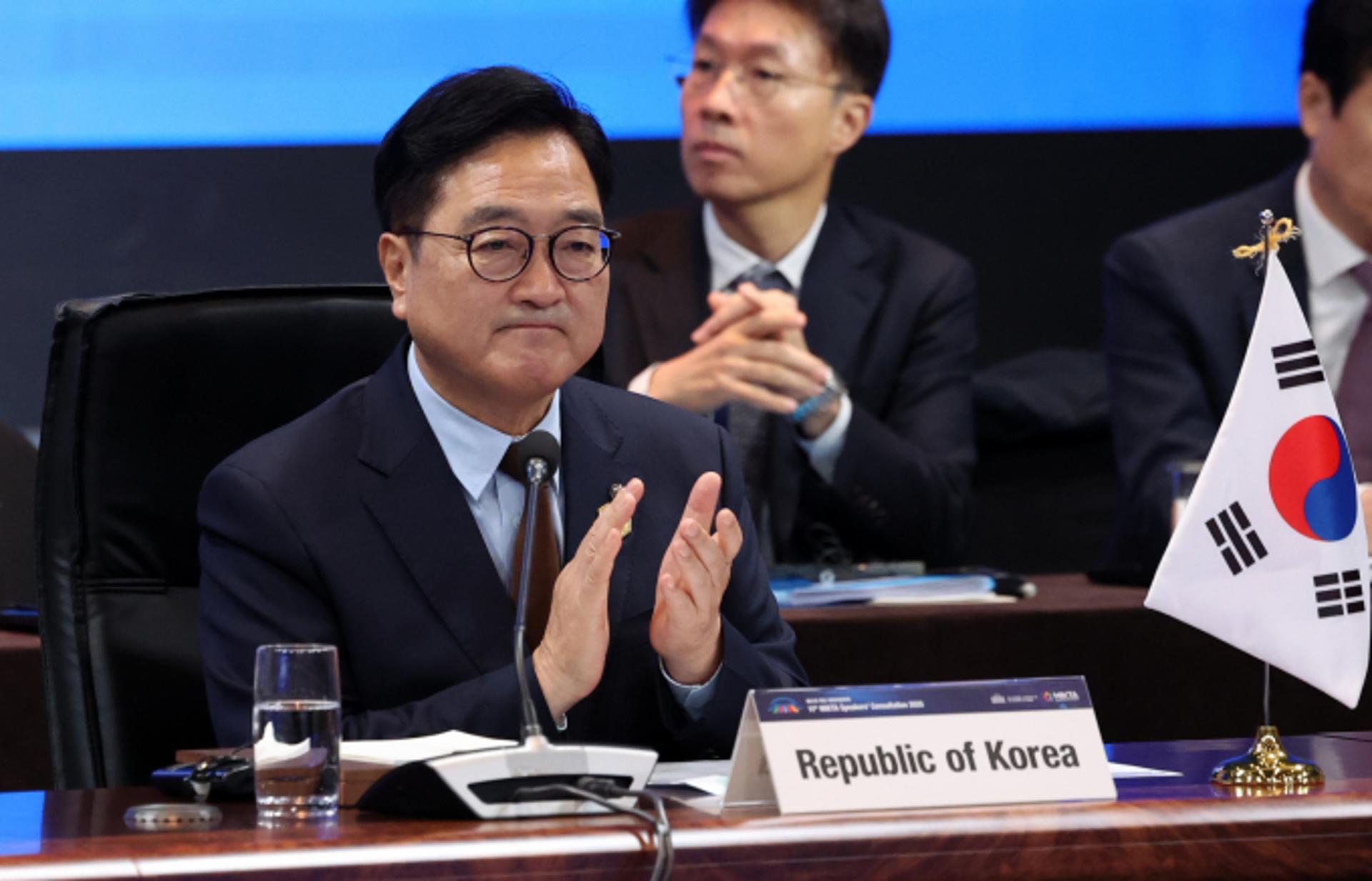 우원식 "한국 정치 양극화 가장 심한 나라…의회 주도로 풀어야"