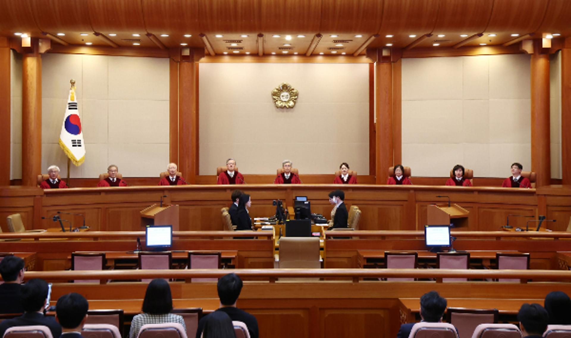 헌재, '윤석열 공수처 체포영장 불복' 권한쟁의 각하