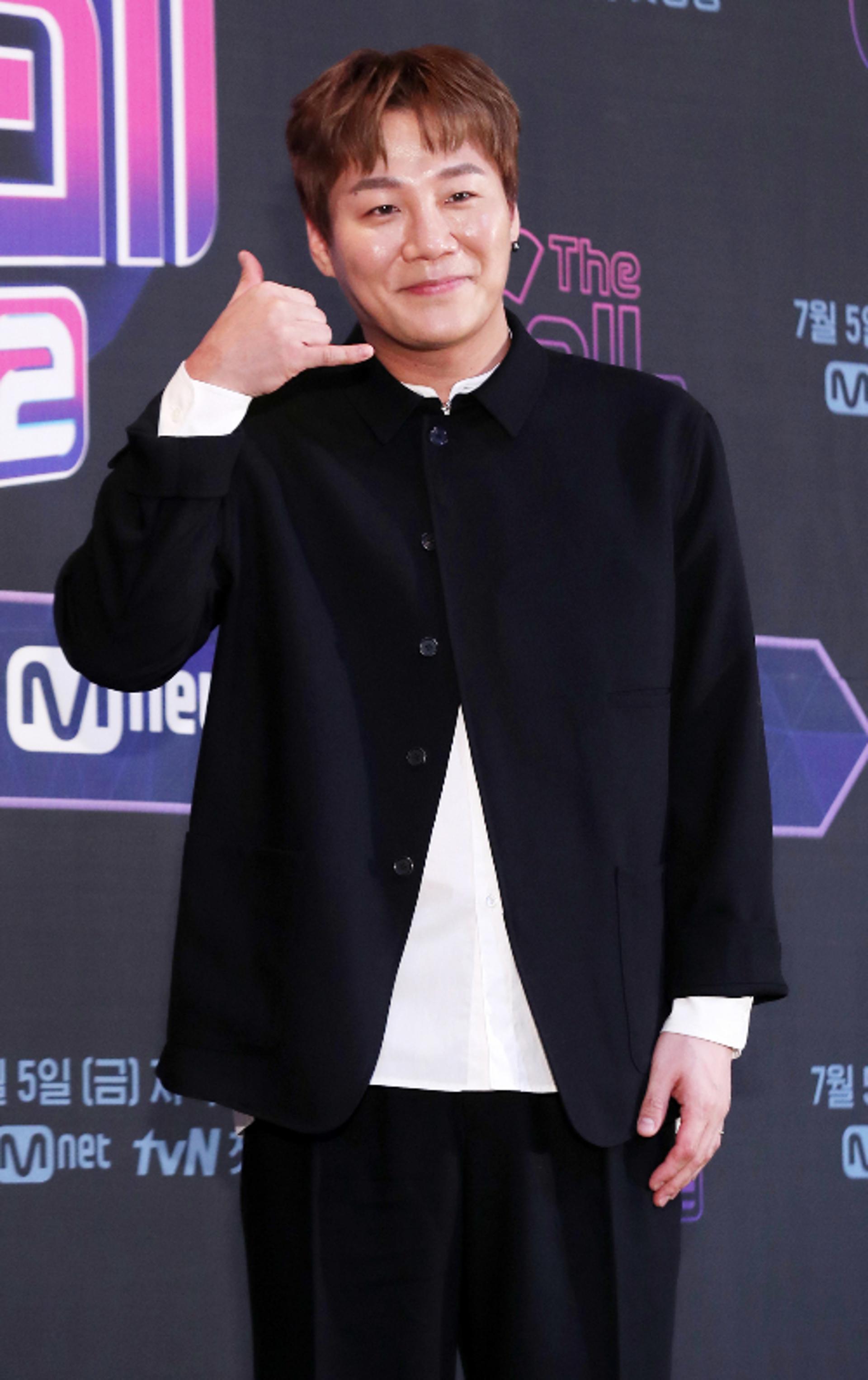 윤민수 어머니 "아들 이혼? 기사 보고 알았다"… 네티즌 충격