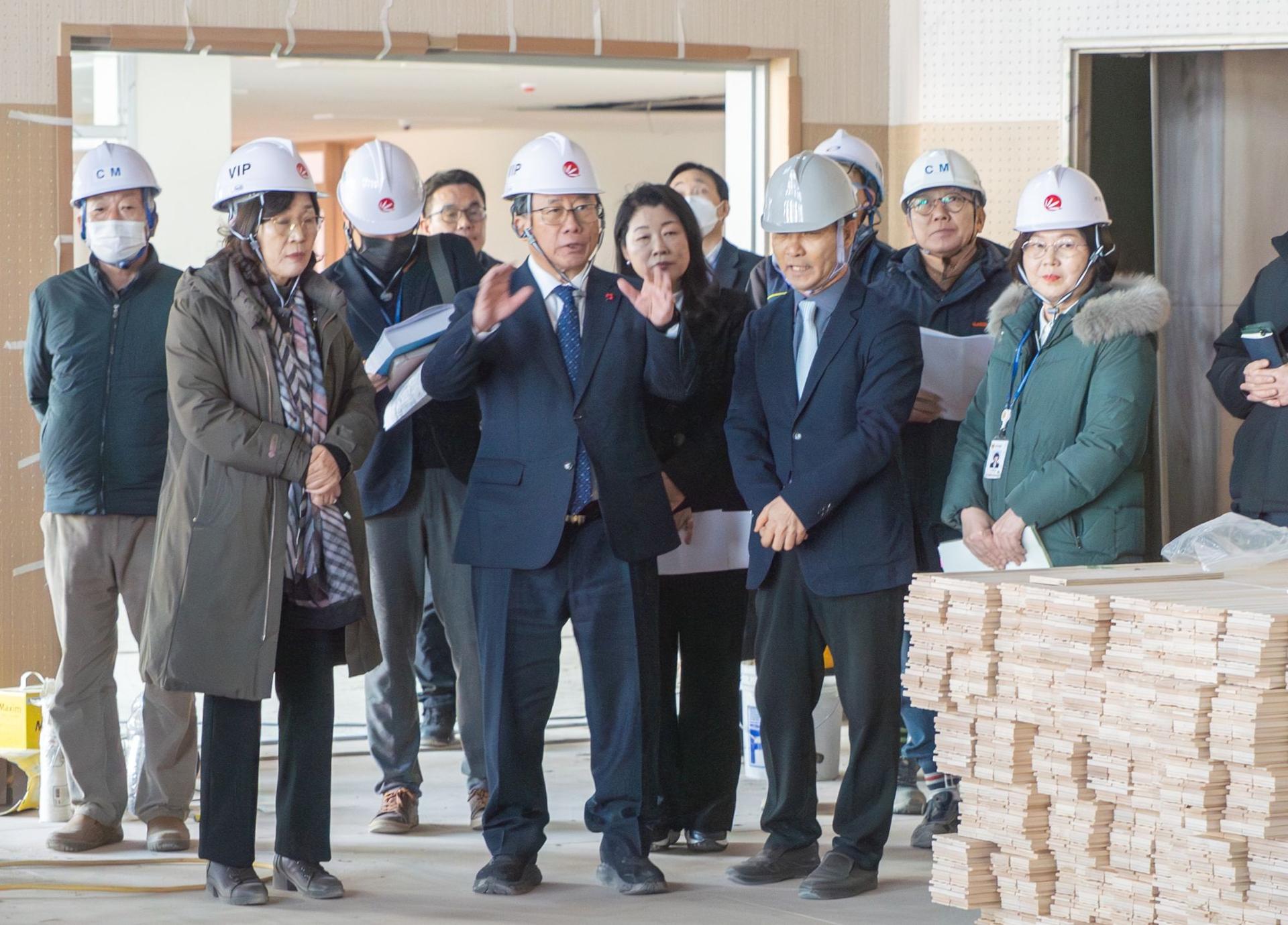 [동정] 김석준 부산교육감, 3월 개교예정 4개 학교 현장점검