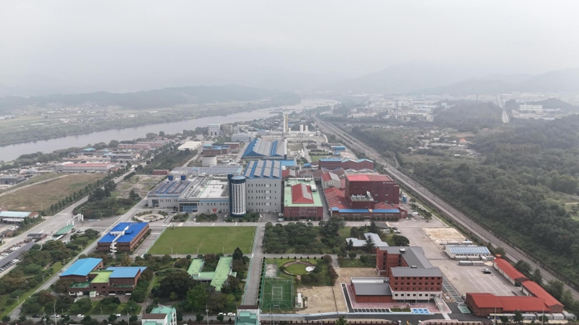 코스모신소재, 1200억 규모 전환사채 발행… 해외거점 확보에 투자