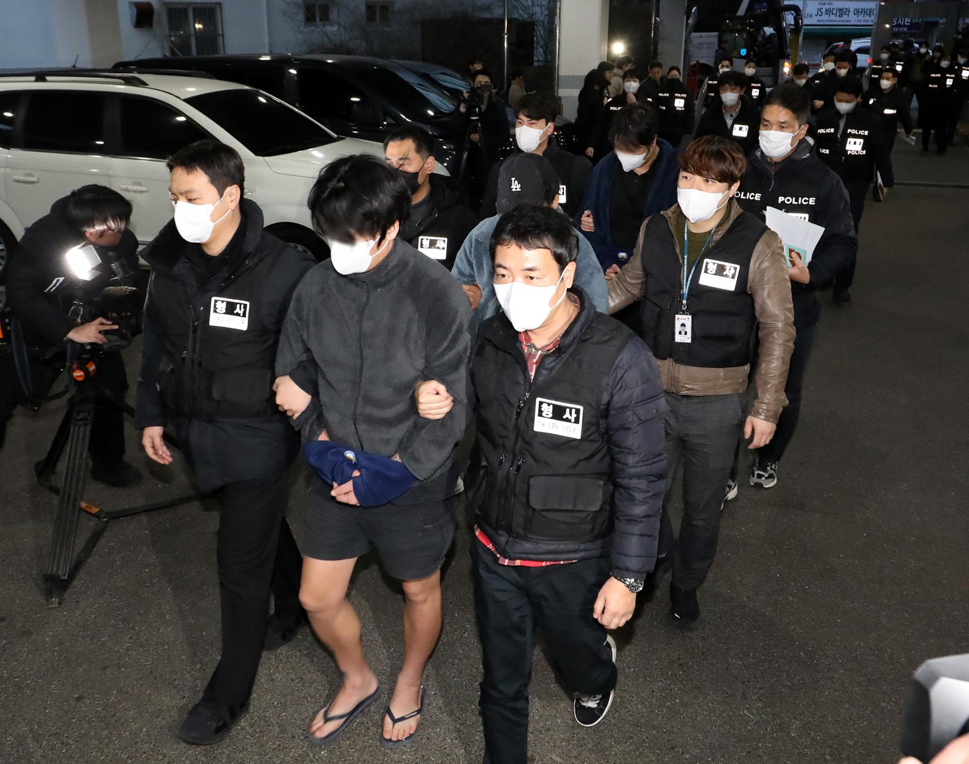 '스캠 조직' 캄보디아 조직원 줄구속되나… 73명 중 72명 영장 청구