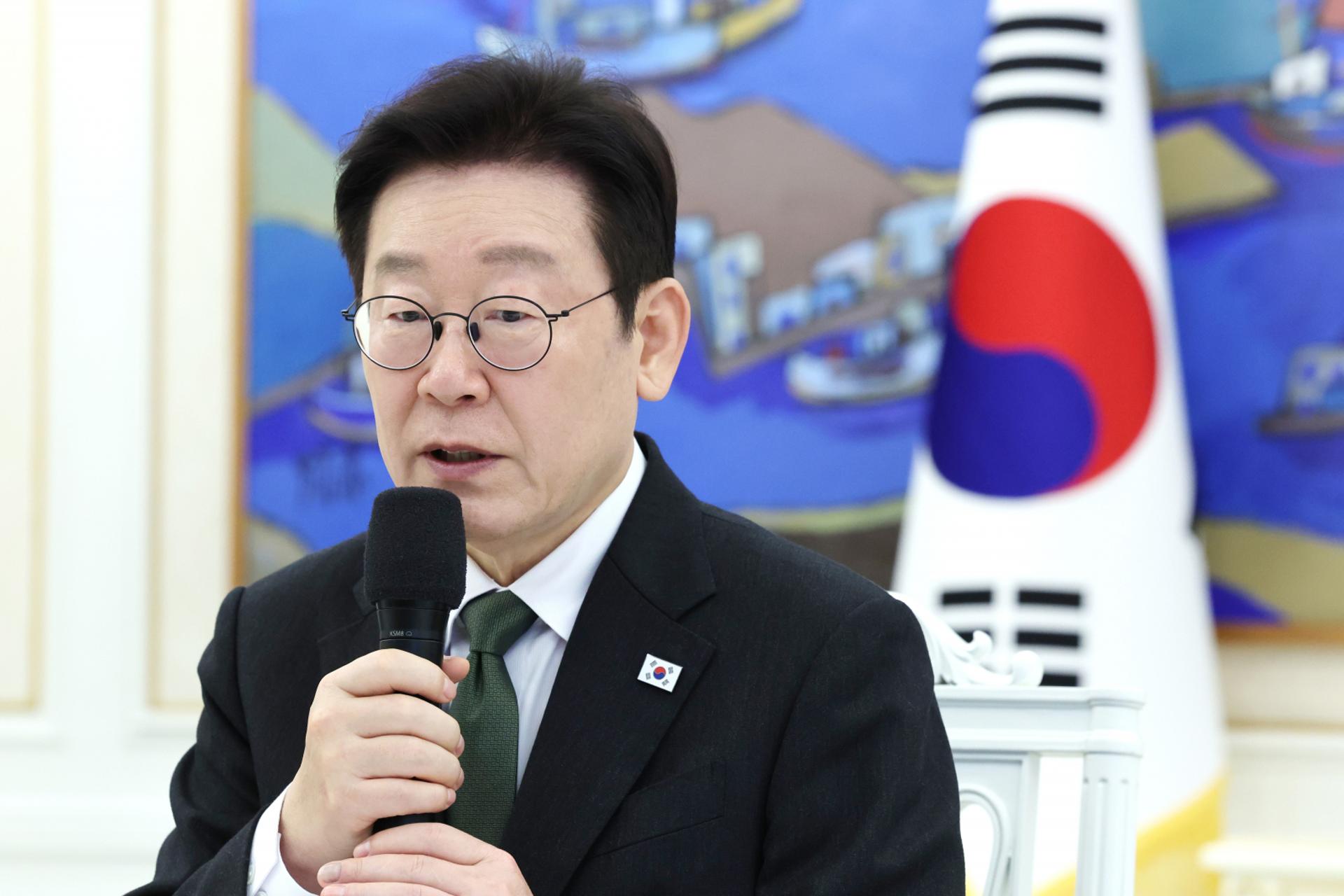 이 대통령 "똘똘한 한 채 갈아타기? 주거용 아니면 안 하는 게 이익"