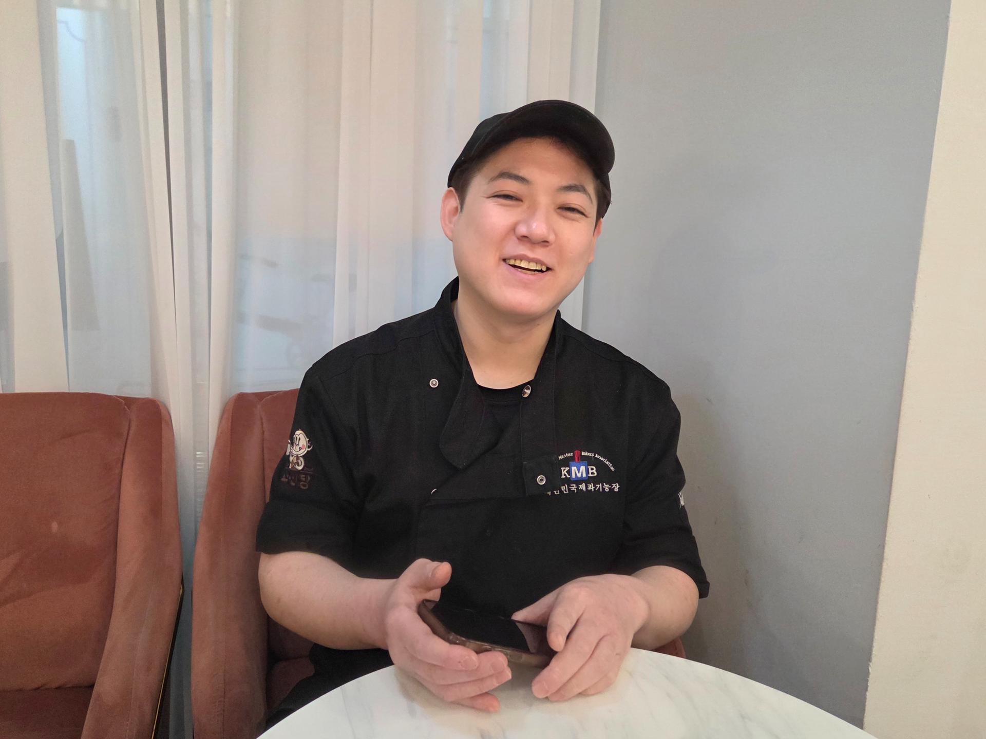 [인터뷰] "나를 키운 사회에 보답"… 최연소 제과기능장, '나눔'을 굽다