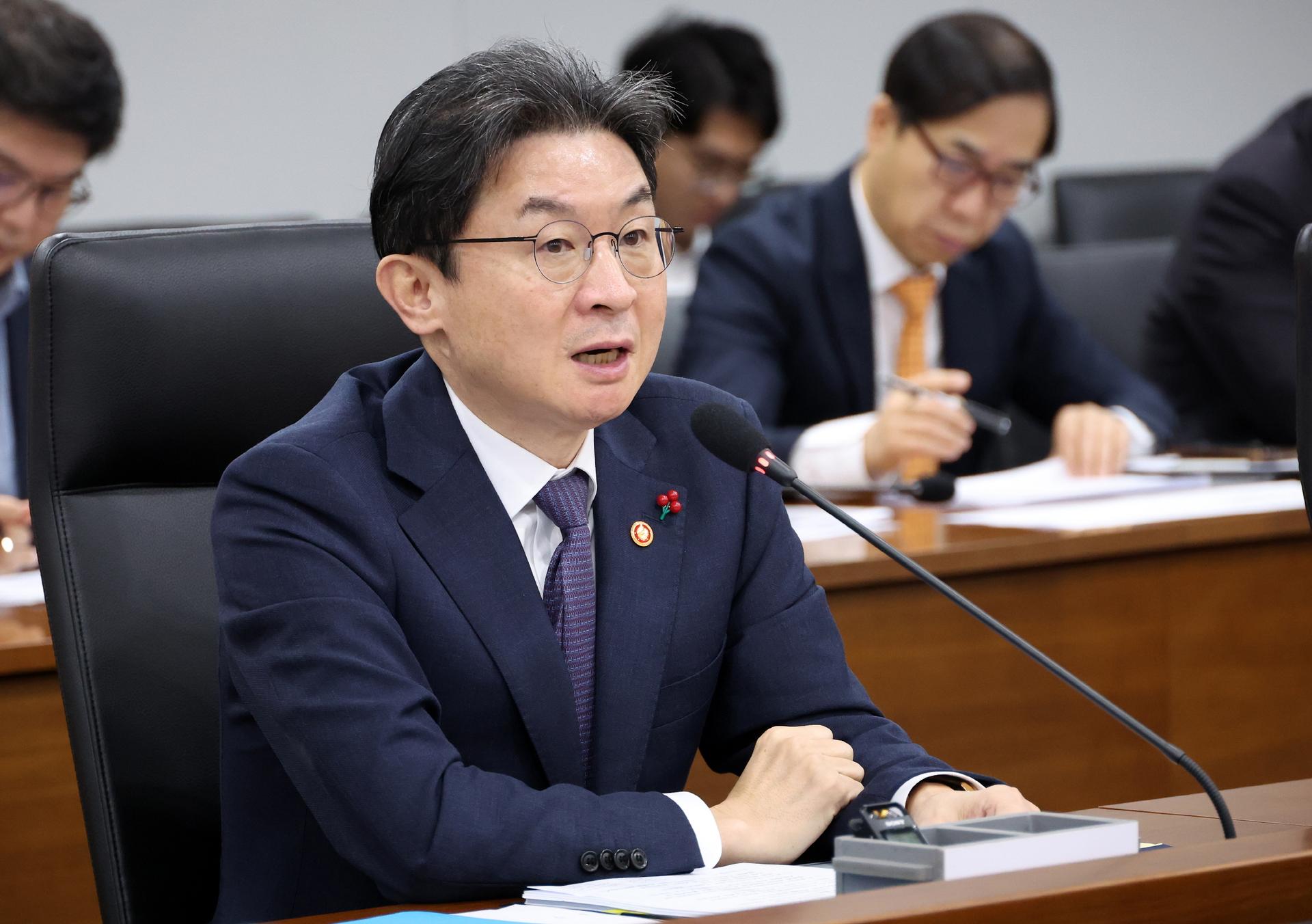 국민성장펀드 시동… 이억원 위원장, 지역 산업계와 1박2일 소통