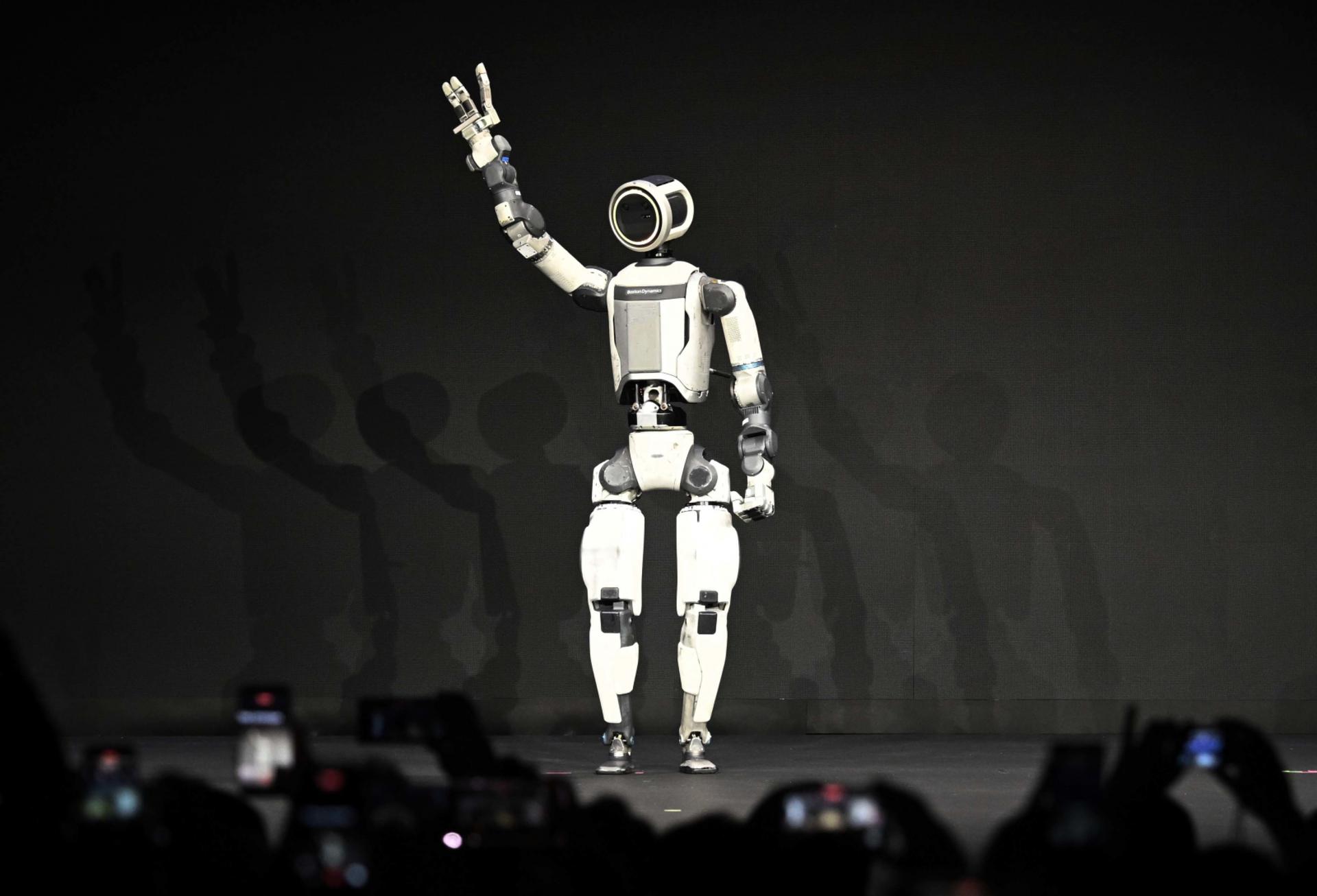 현대차, 2030년까지 125조 투입… '피지컬 AI' 로봇 시대 앞당긴다