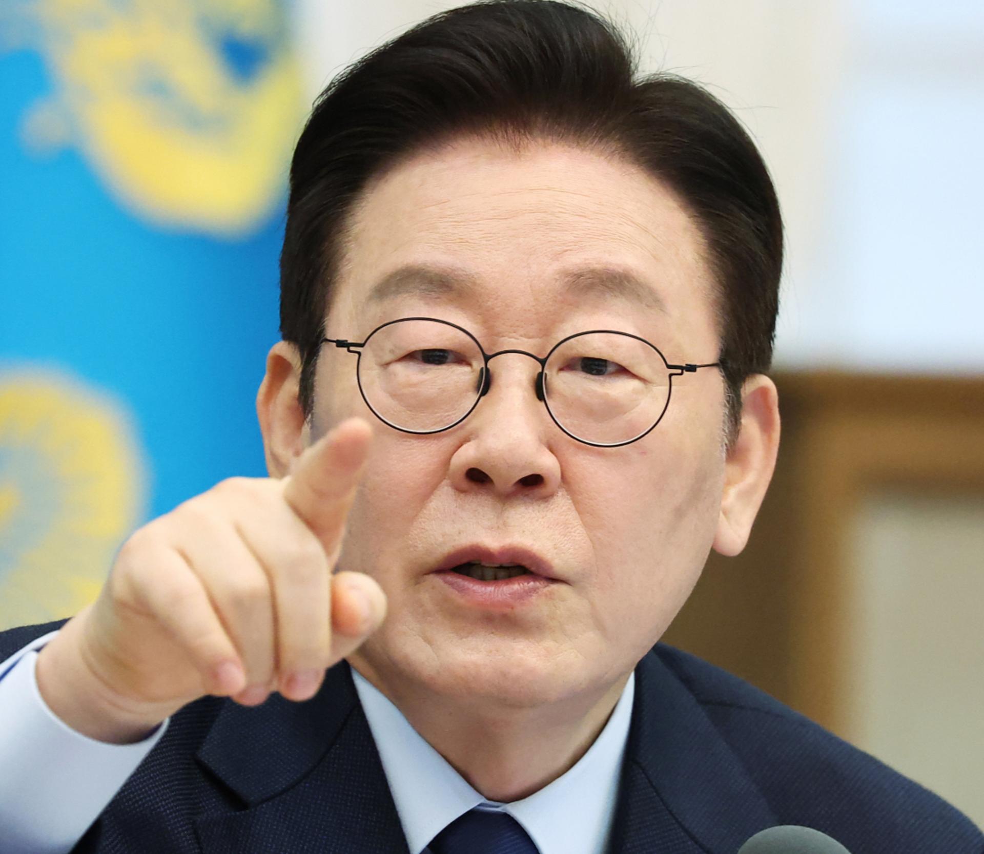 '분당 아파트' 파는 이 대통령 "시세차익만 25억? 개눈에는 뭐만 보여"