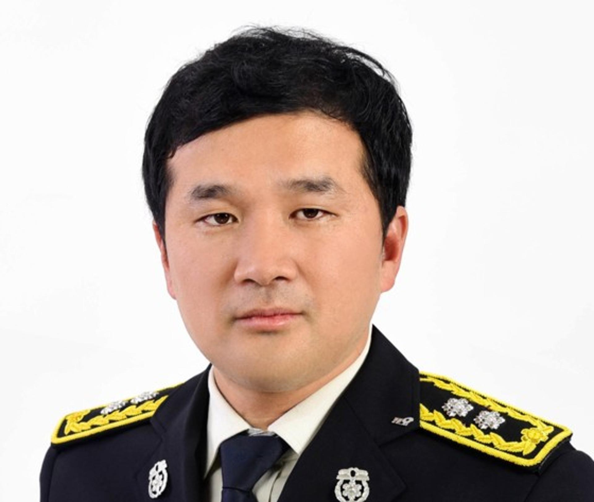 화재진압 중 순직 고 성치인 소방경에 훈장·특진 추서