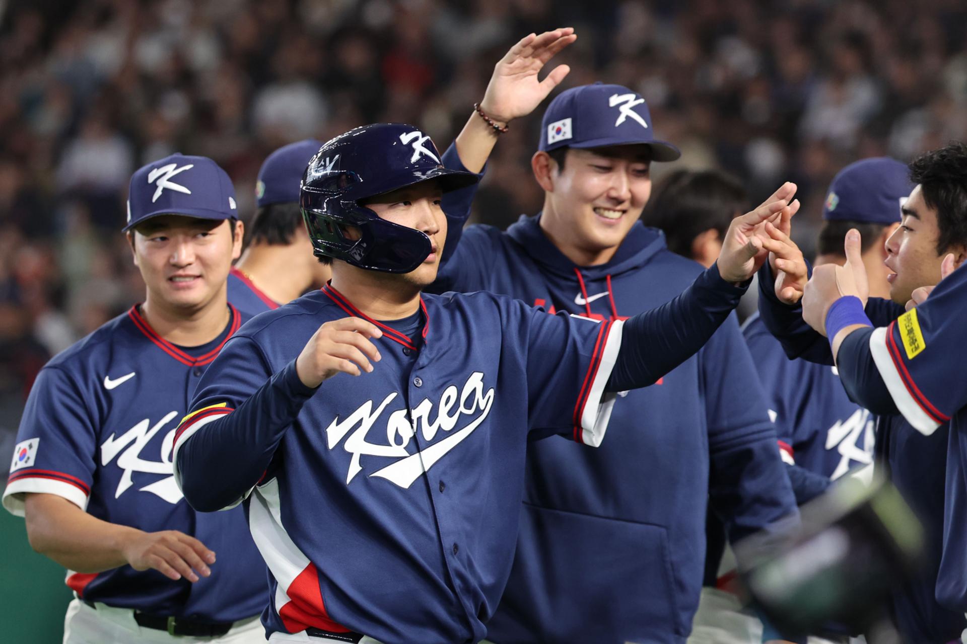 도쿄의 기적…한국, 17년 만에 'WBC 8강' 결선 라운드 진출