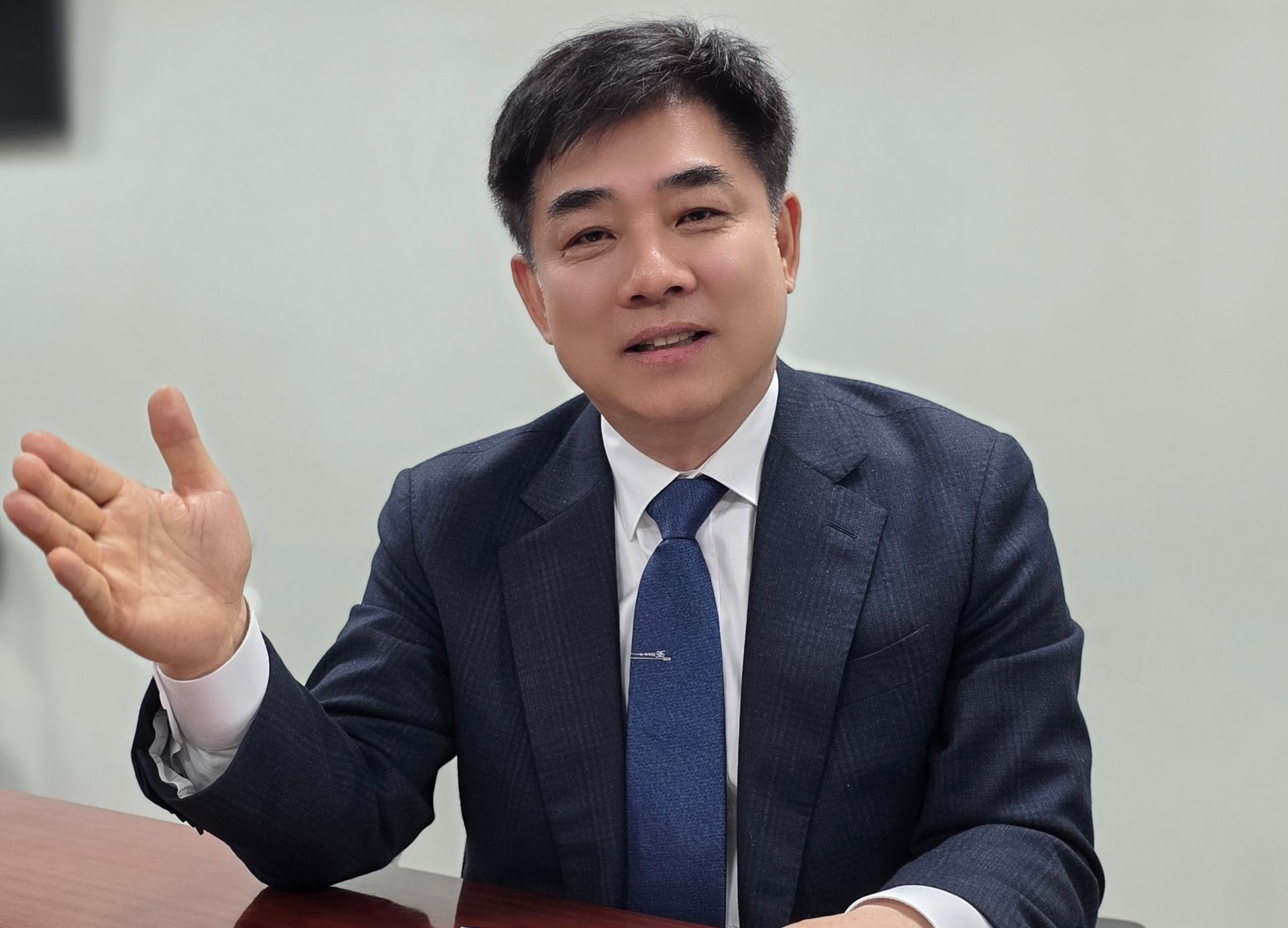 [인터뷰] '이재명의 남자' 김병욱 "이사 오고 싶은 성남, 명성 되찾겠다"