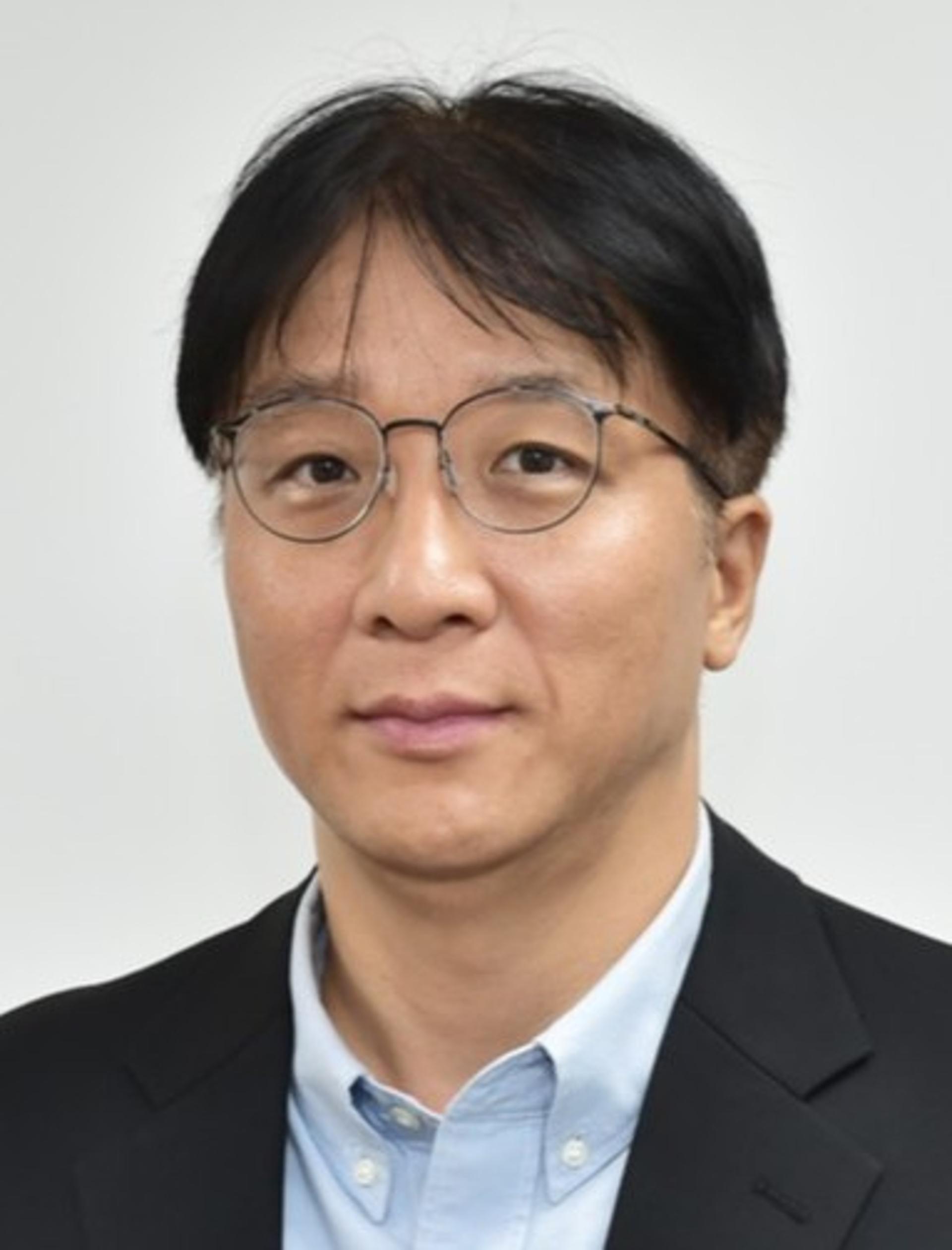 [시대데스크] 혁신의 발목 잡는 경영권 분쟁