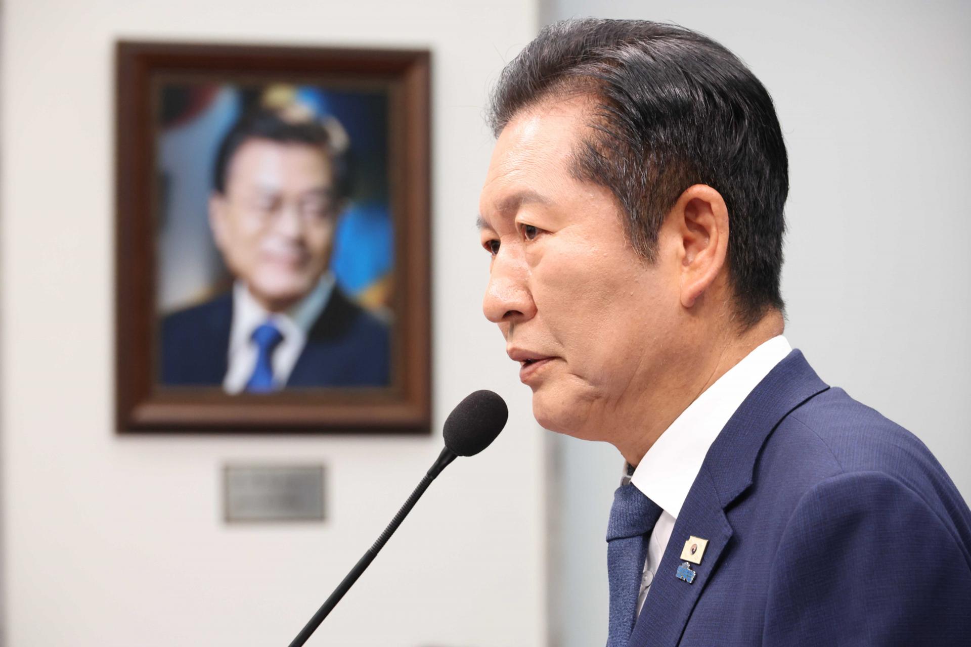 [Q&A]정청래 "지방선거 유세, 오지 말라고 하는 곳 한 번도 간 적 없다"