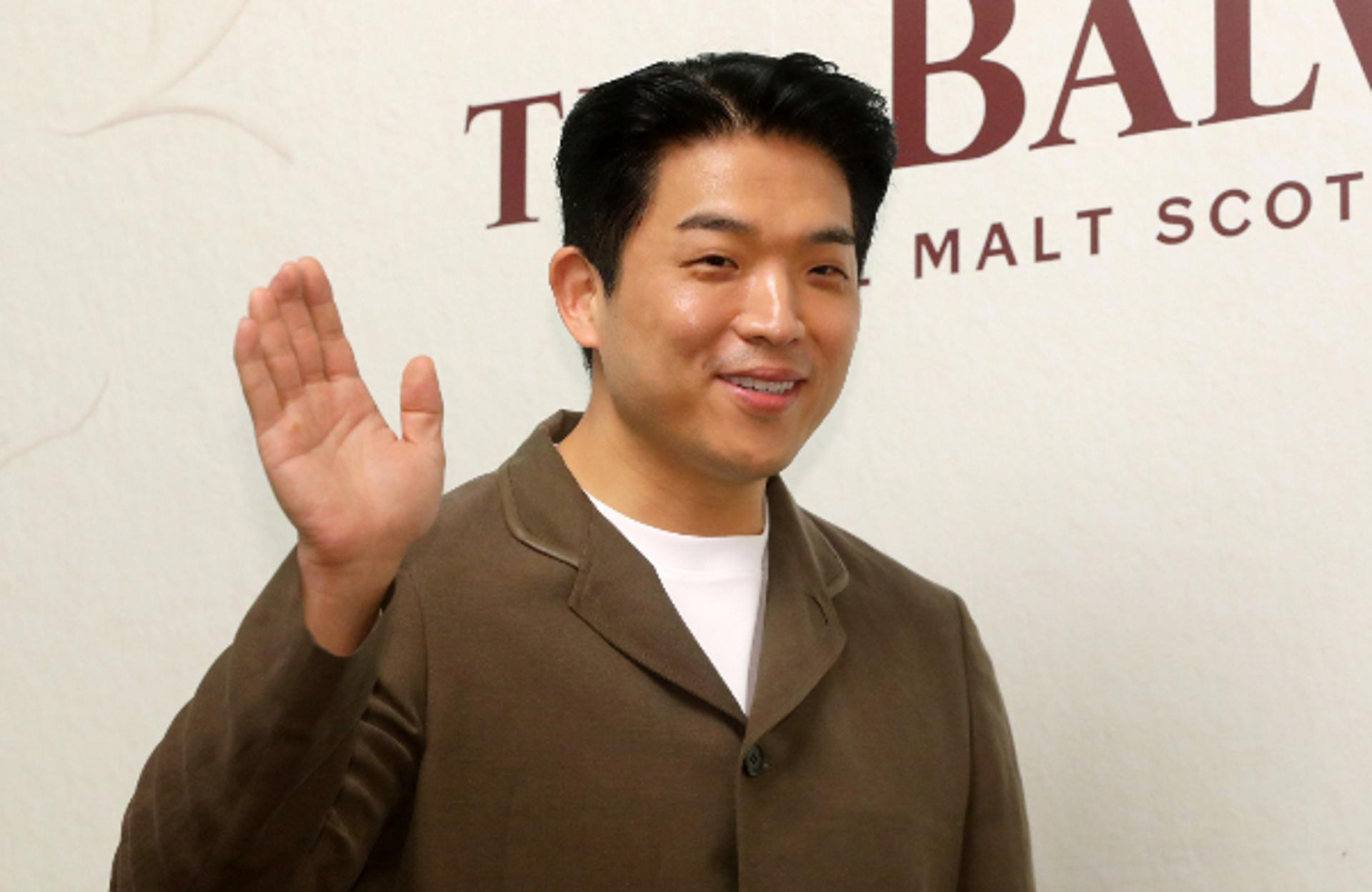 '유튜브 중단' 안성재, '모수 와인 논란' 속 심경…"믿어주시는 분 감사"