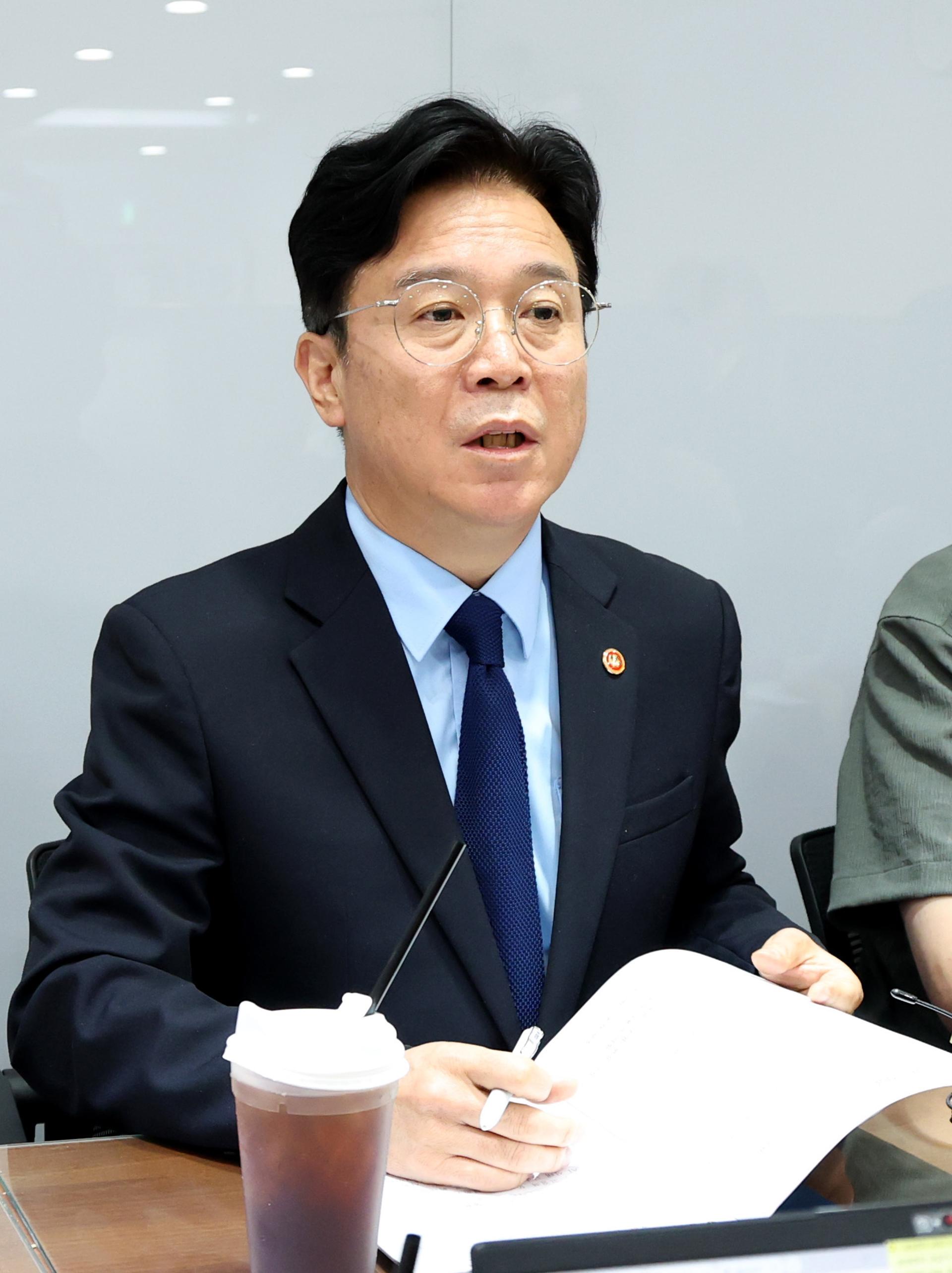 [사설]이번엔 노동장관이 "초과 이익 배분"…왜 자꾸 정부가