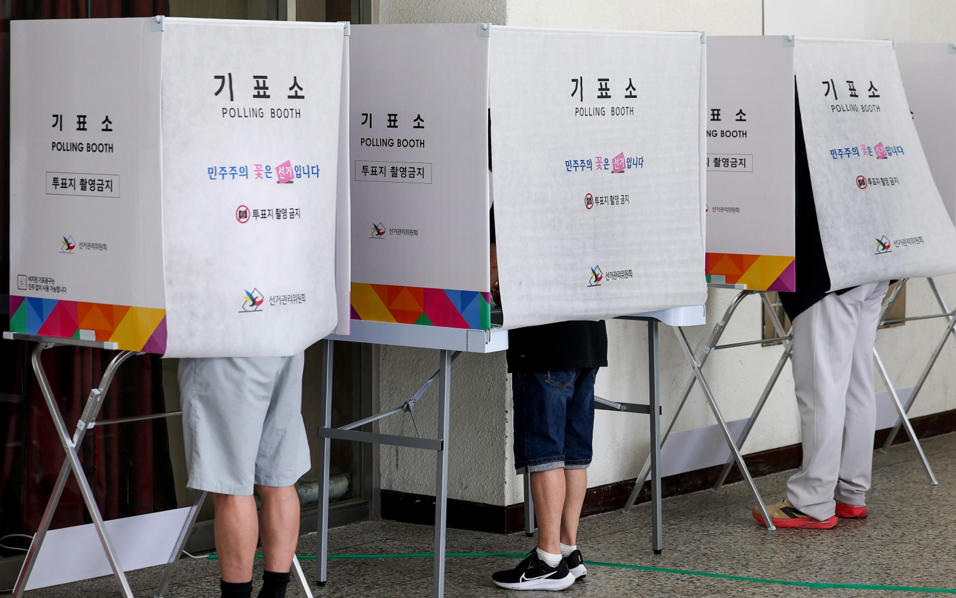 지방선거 사전투표율 첫날 11.6% '역대 최고'…4년 전보다 1.42%P↑