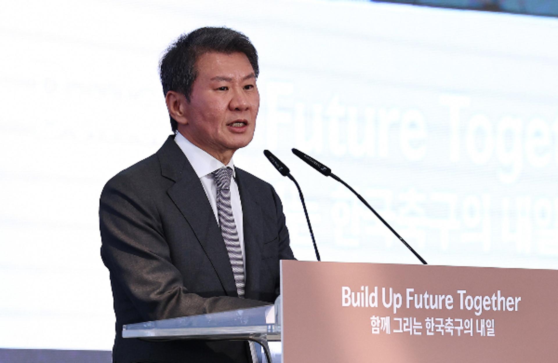 '사퇴 앞둔' 정몽규, 사비로 월드컵 포상금 쏜다…'16강 20억·8강 30억'