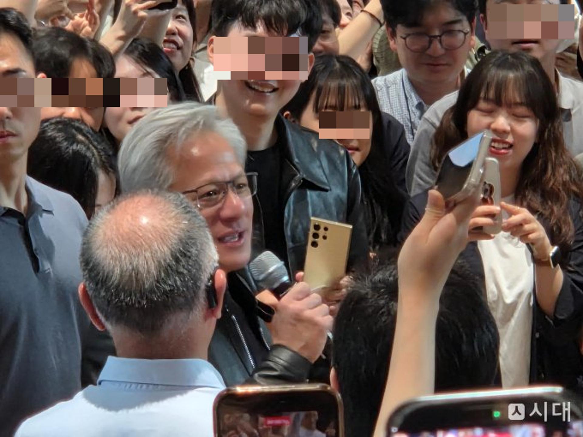 젠슨 황 "AI 다음 물결은 모빌리티"…현대차와 협력 확대 시사