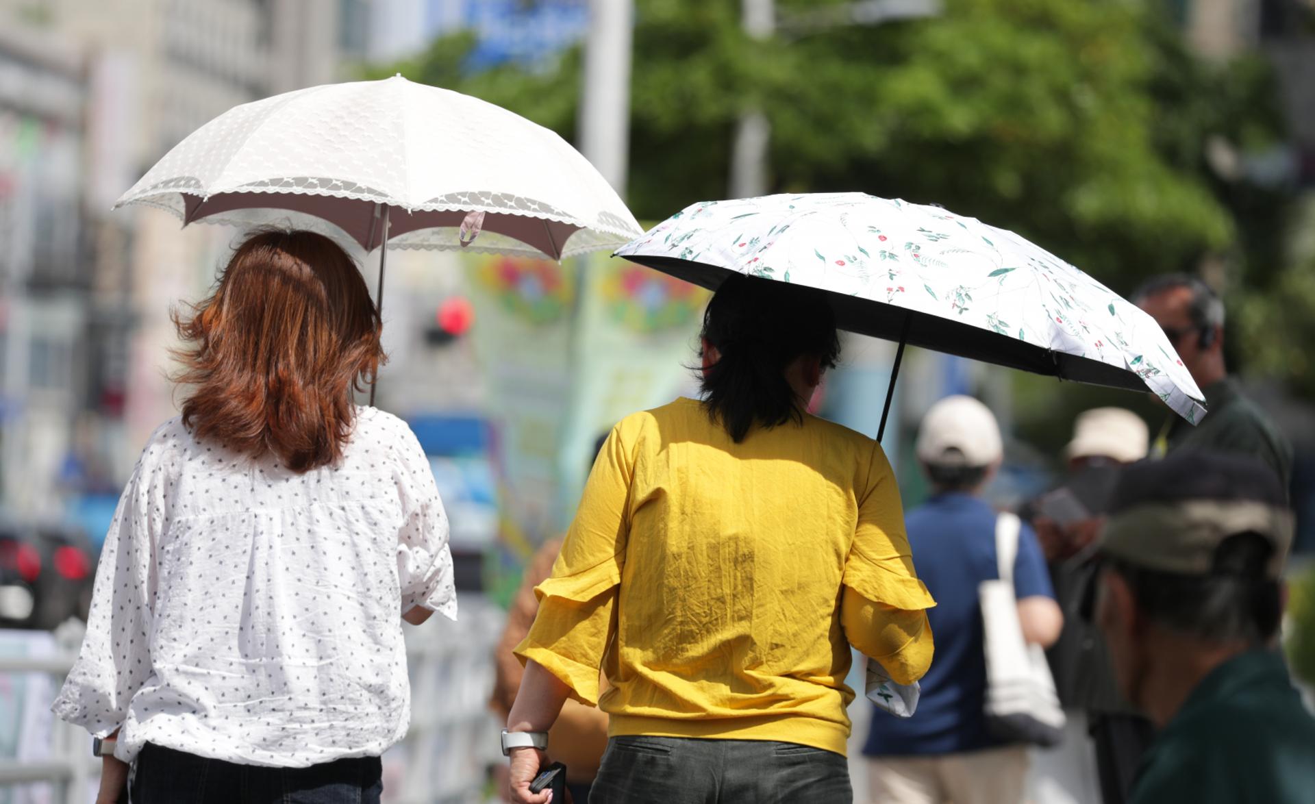 [내일 날씨]펄펄 끓는 일요일…낮 최고 37도 '찜통더위'