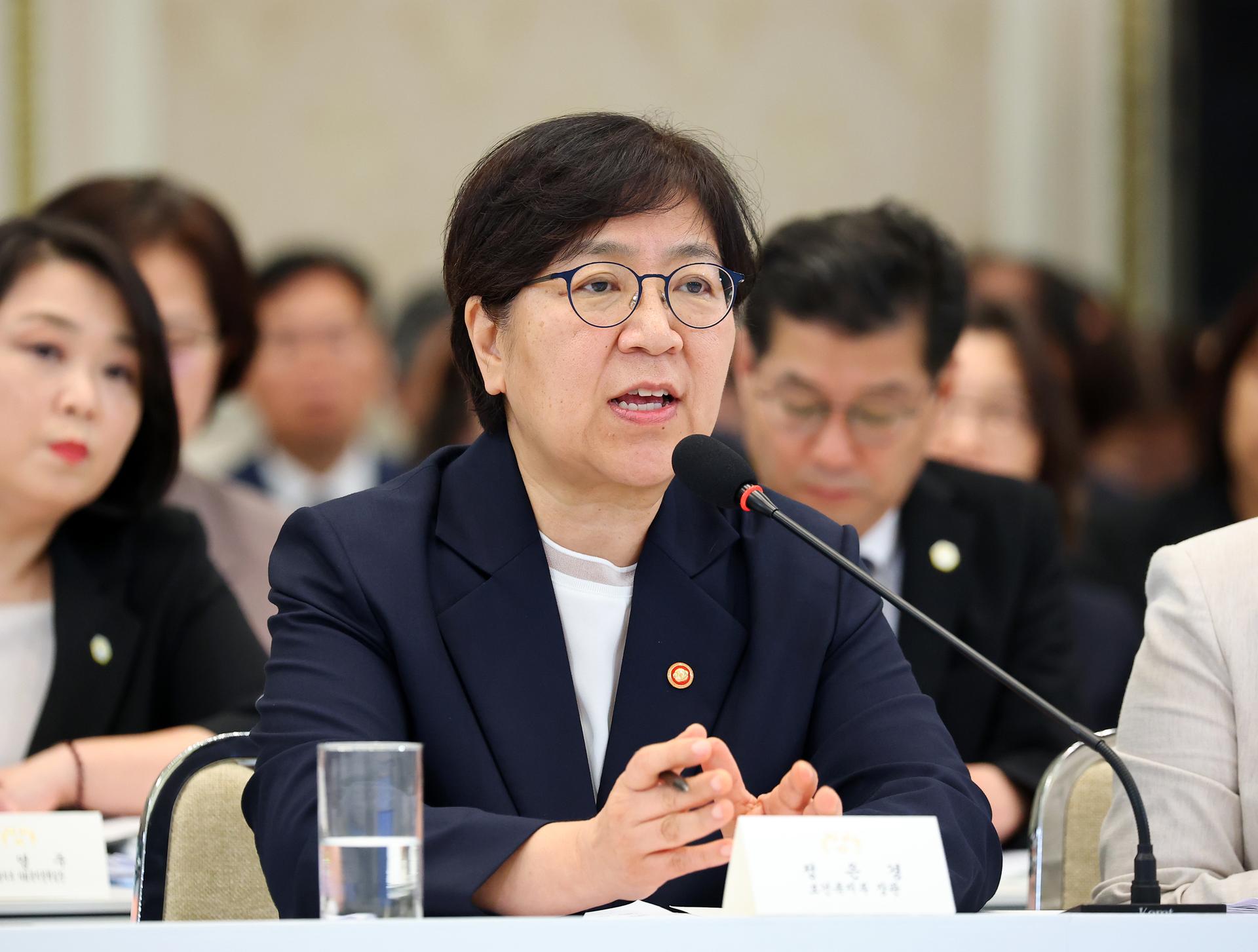 [사설]눈덩이 기초연금, 더 늦기 전에 손봐야