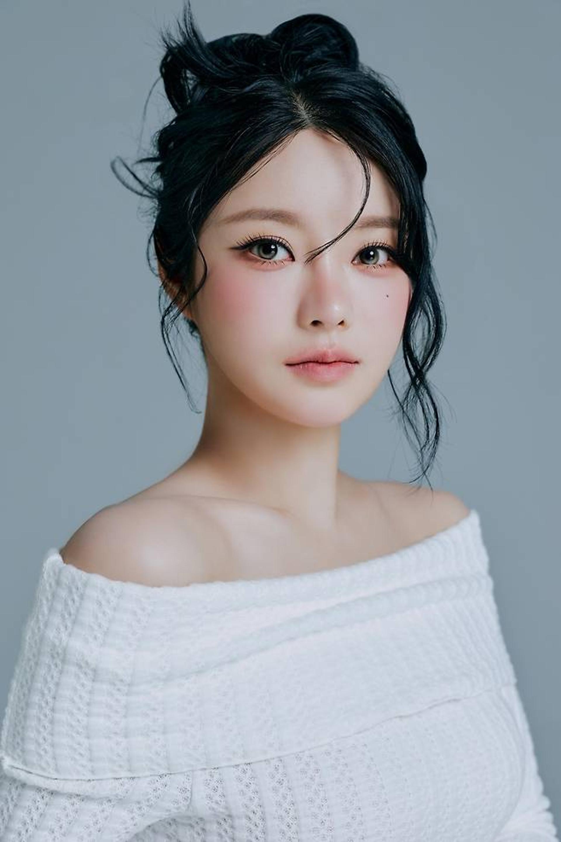 피프티피프티 키나, SSG 랜더스 '승리요정' 출격…26일 시구