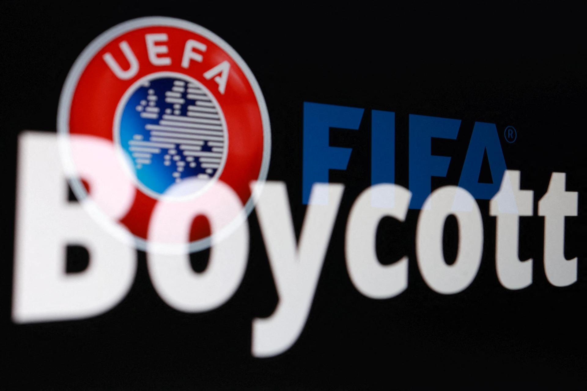 UEFA, FIFA 외부 투자 유치 반대…"추진할 경우엔 월드컵 보이콧"