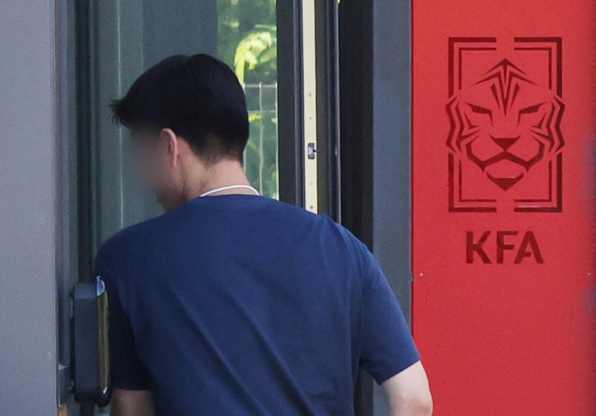축구협회, 법카로 외국인 심판 '성접대' 의혹…월드컵 예선 등 7차례