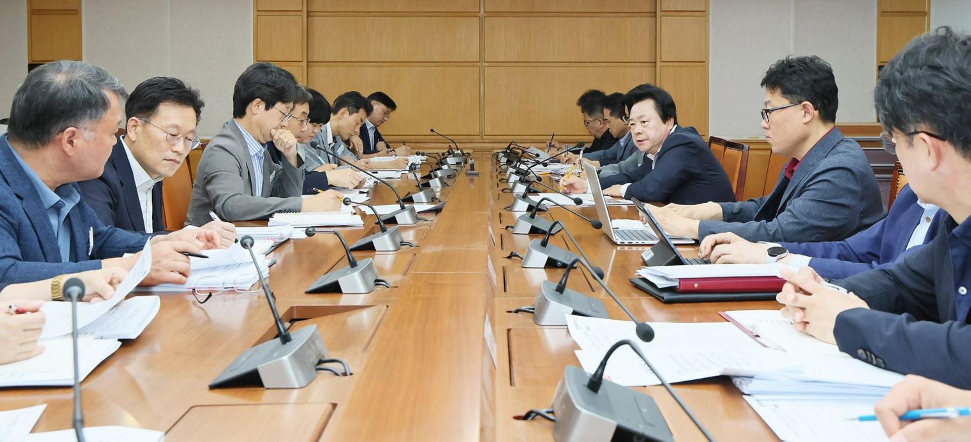 [창원 소식]강기윤 창원시장, 실무 토론·수평 소통 강화
