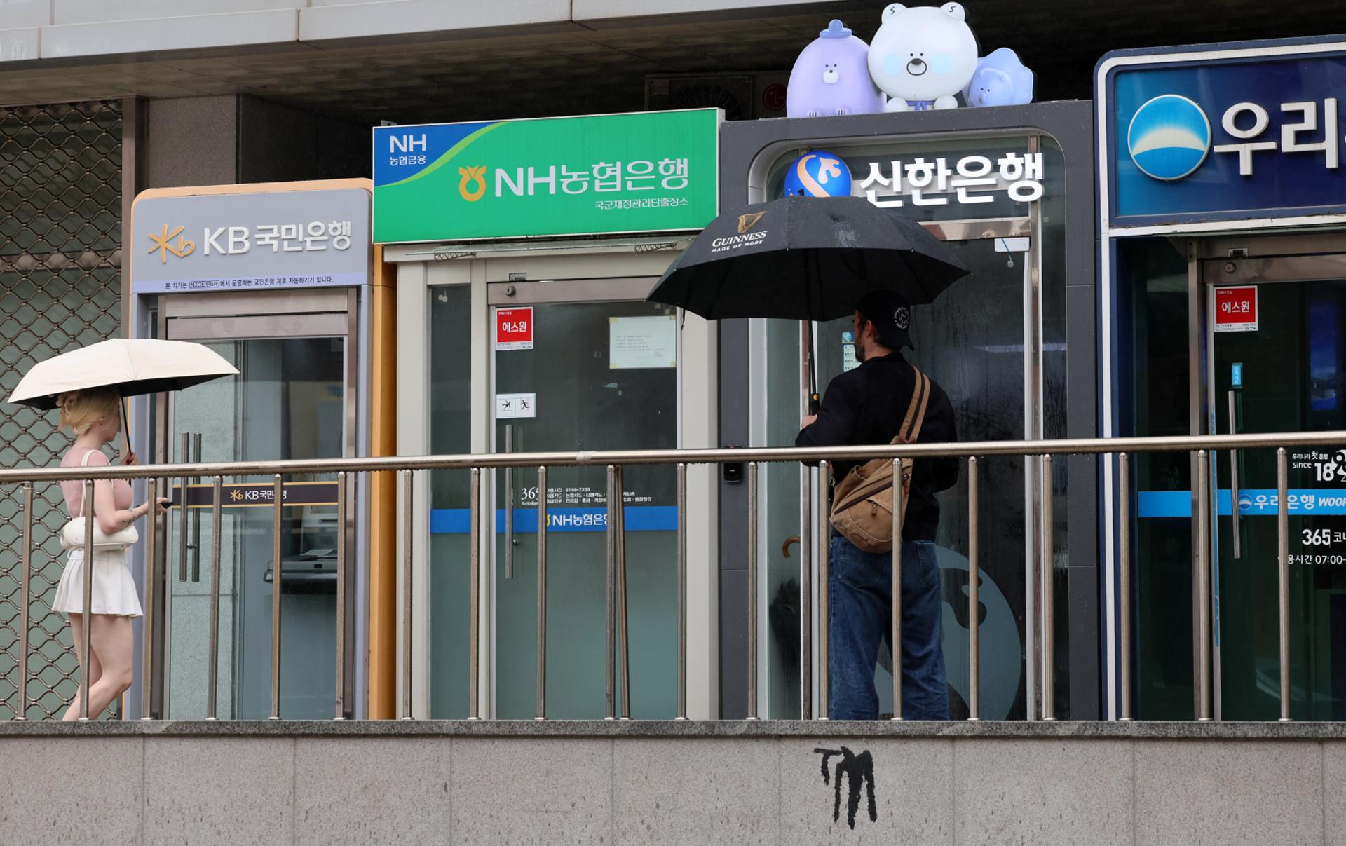 뚝떨어진 6월 은행 대출 연체율…분기말 5.3조 연체채권 정리 효과