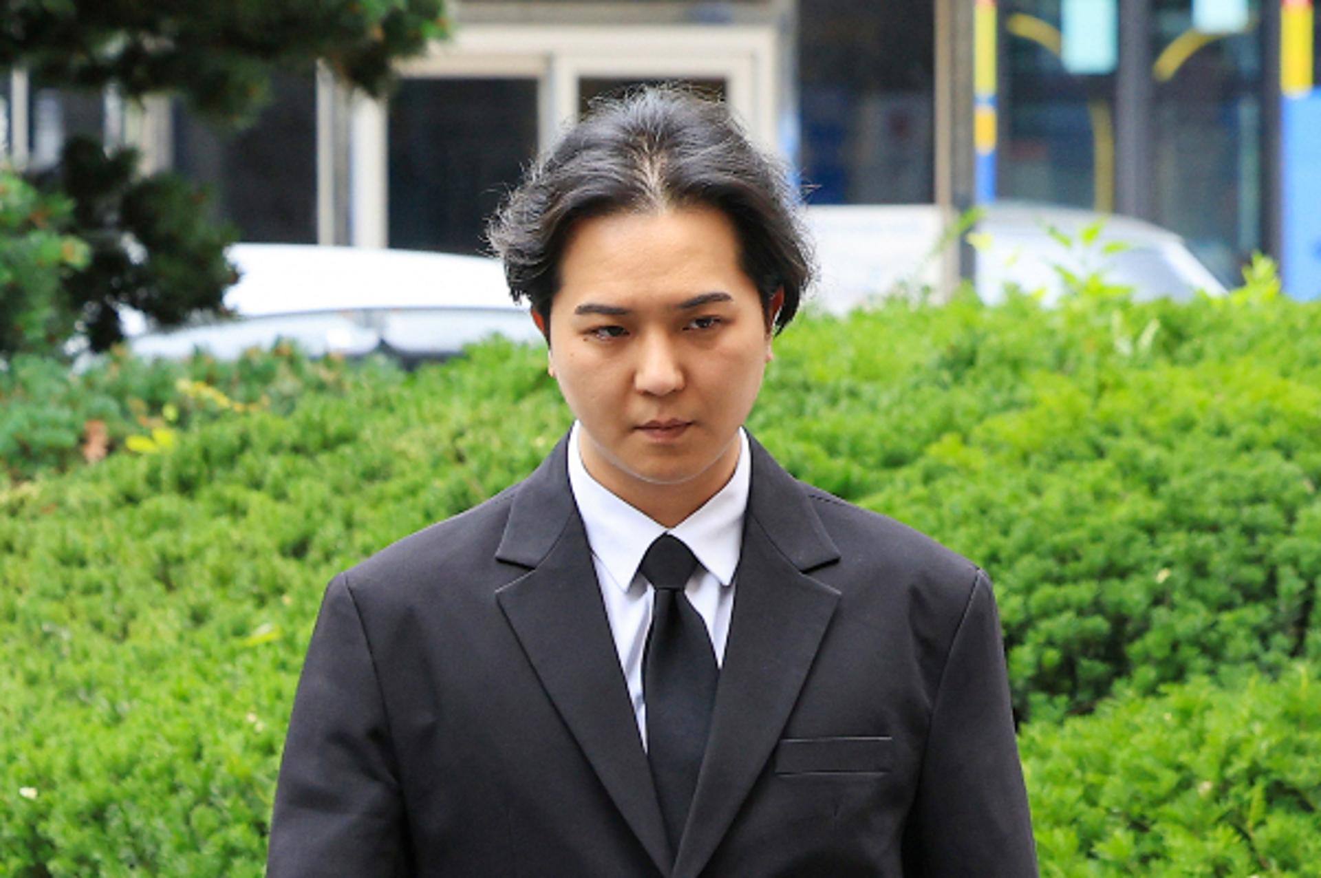 '102일 무단결근' 송민호…'부실 복무' 도운 관리책임자, 징역 1년 구형