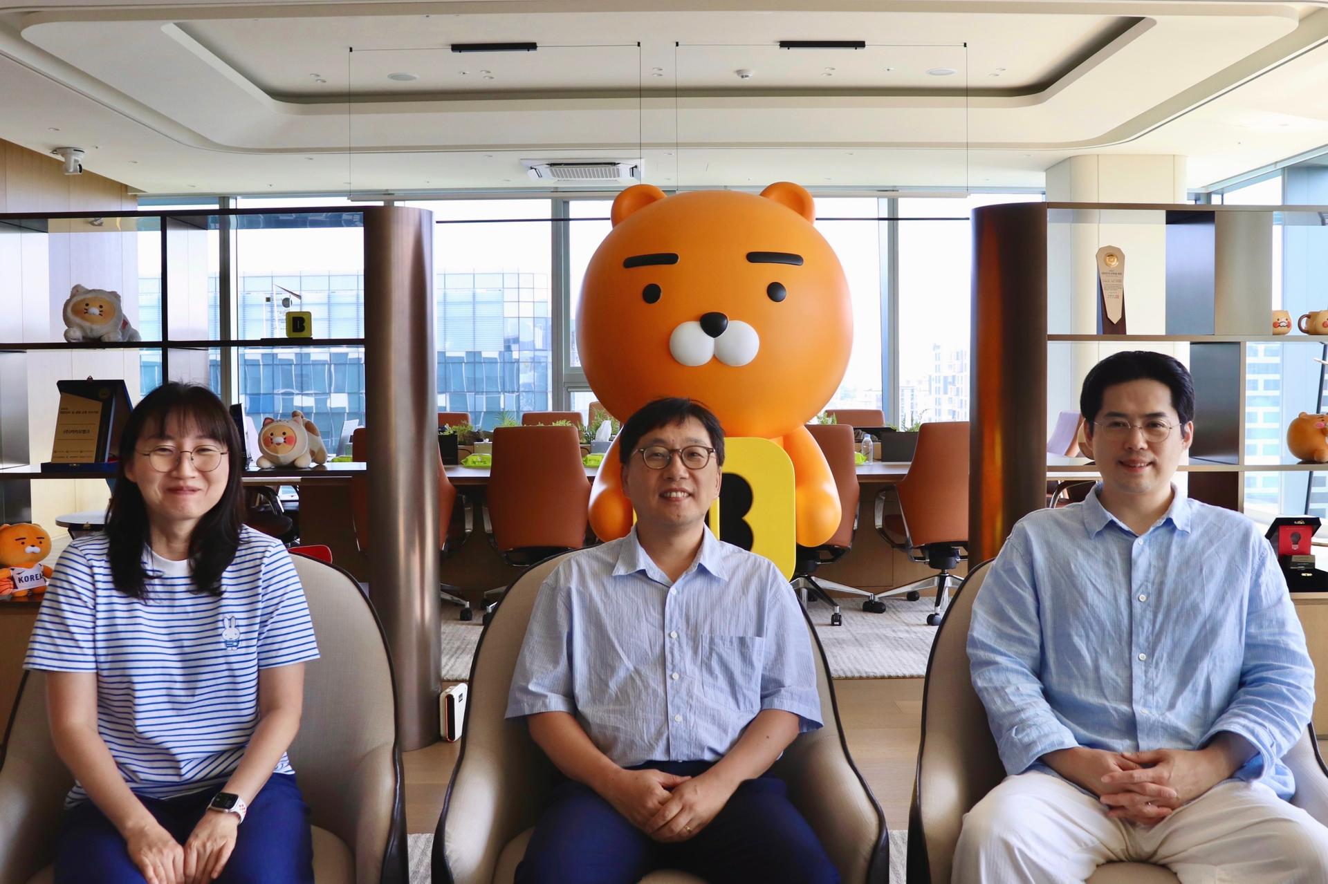 "빌린 적 없어 못 빌리는 역설"…카카오뱅크가 '신용 빈칸' 읽는 법