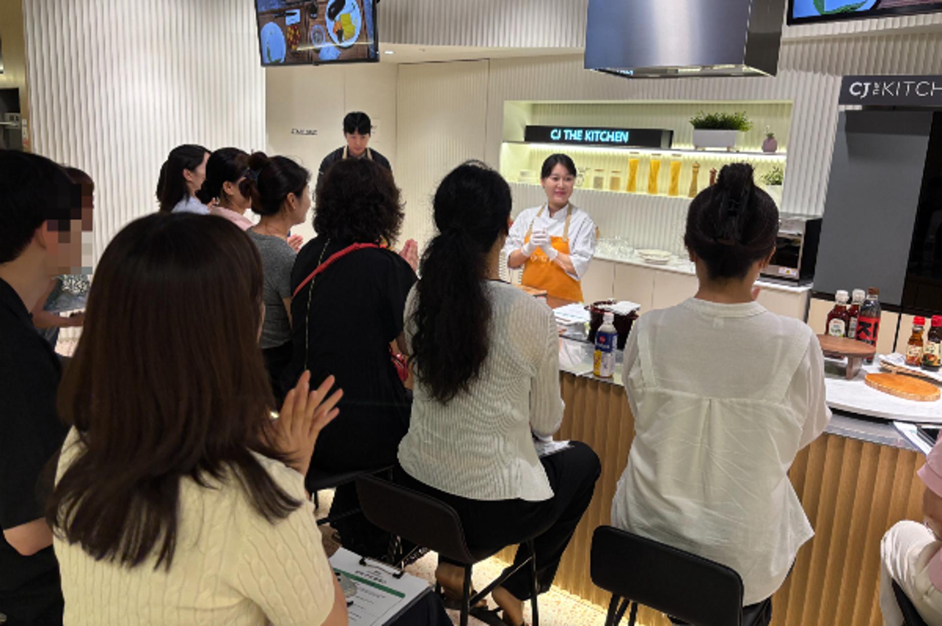 부산서도 올라왔다…3700명 몰린 CJ더마켓 쿠킹클래스