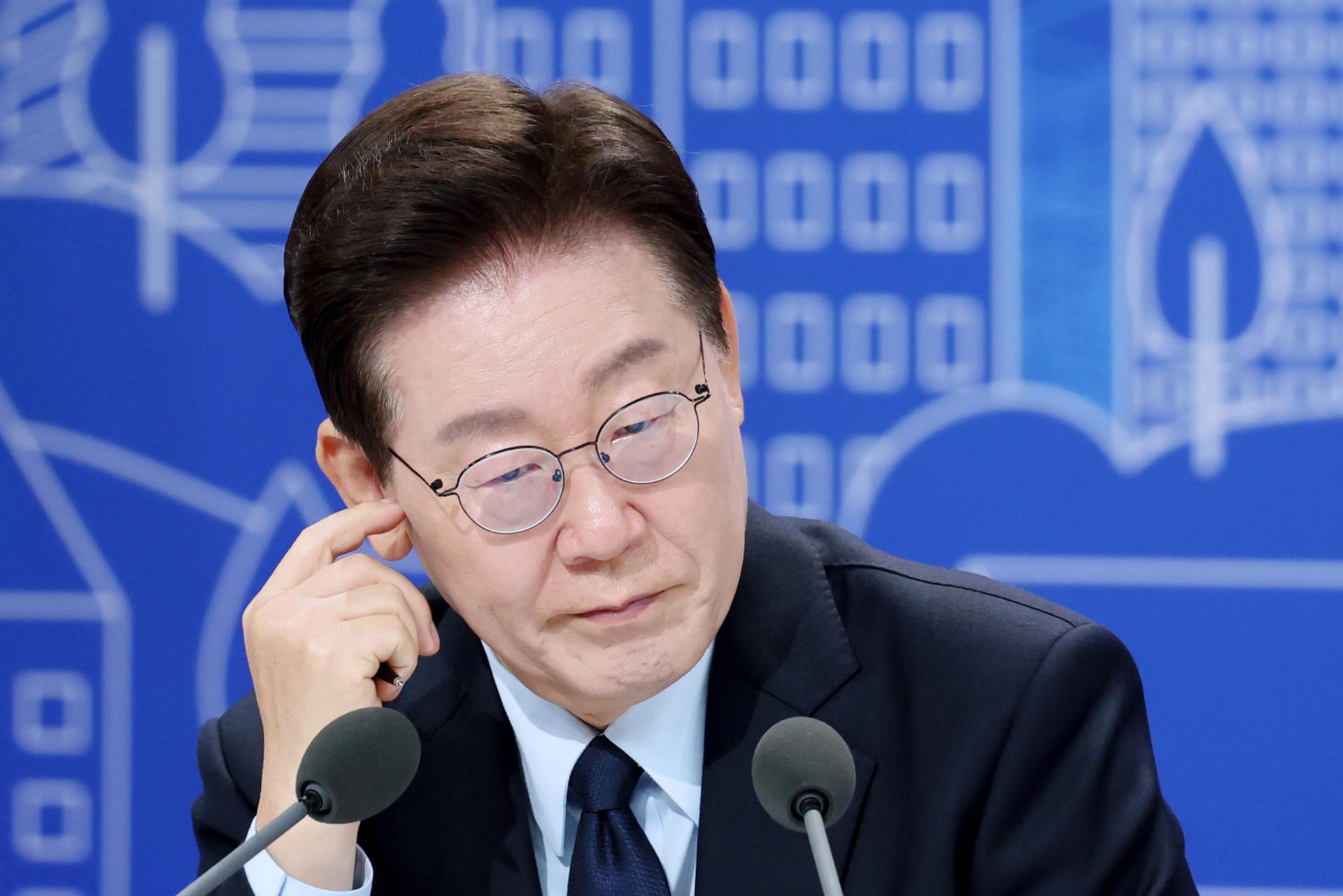 이재명 대통령, 지지율 하락 속 특감 지명…"40% 깨지면 진짜 위기"