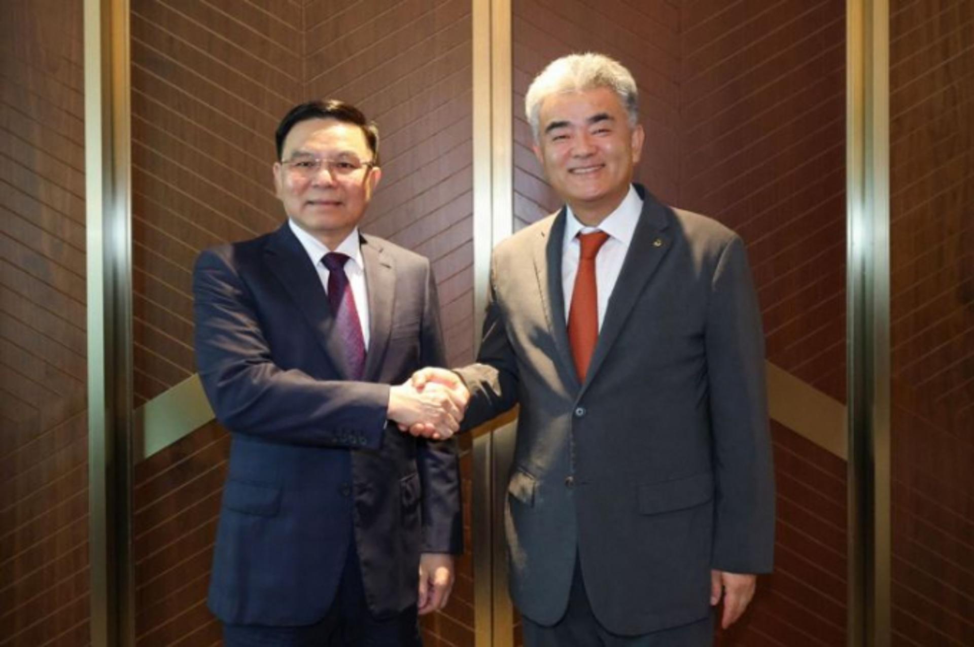 정원주 대우건설 회장, 베트남 장관 면담…"원전사업 논의"