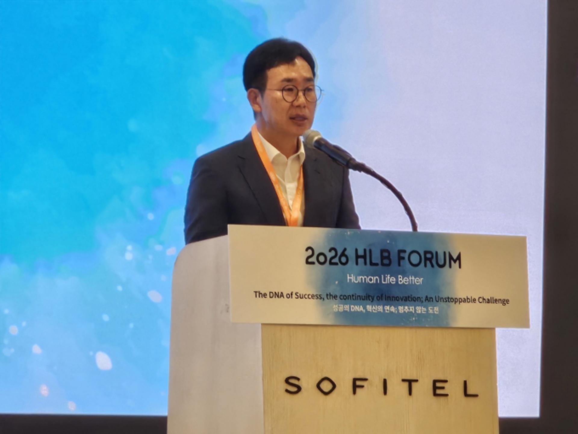 FDA 심사 앞둔 HLB, 계열사 교통정리…상업화 채비