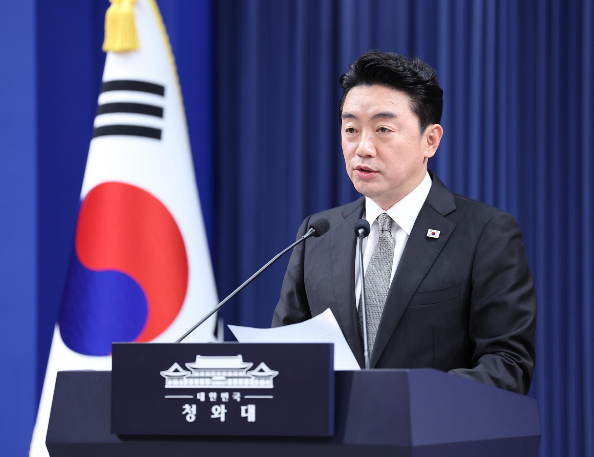 [속보] 6개 부처 개각…재경 이형일·법무 김승원·국방 강신철