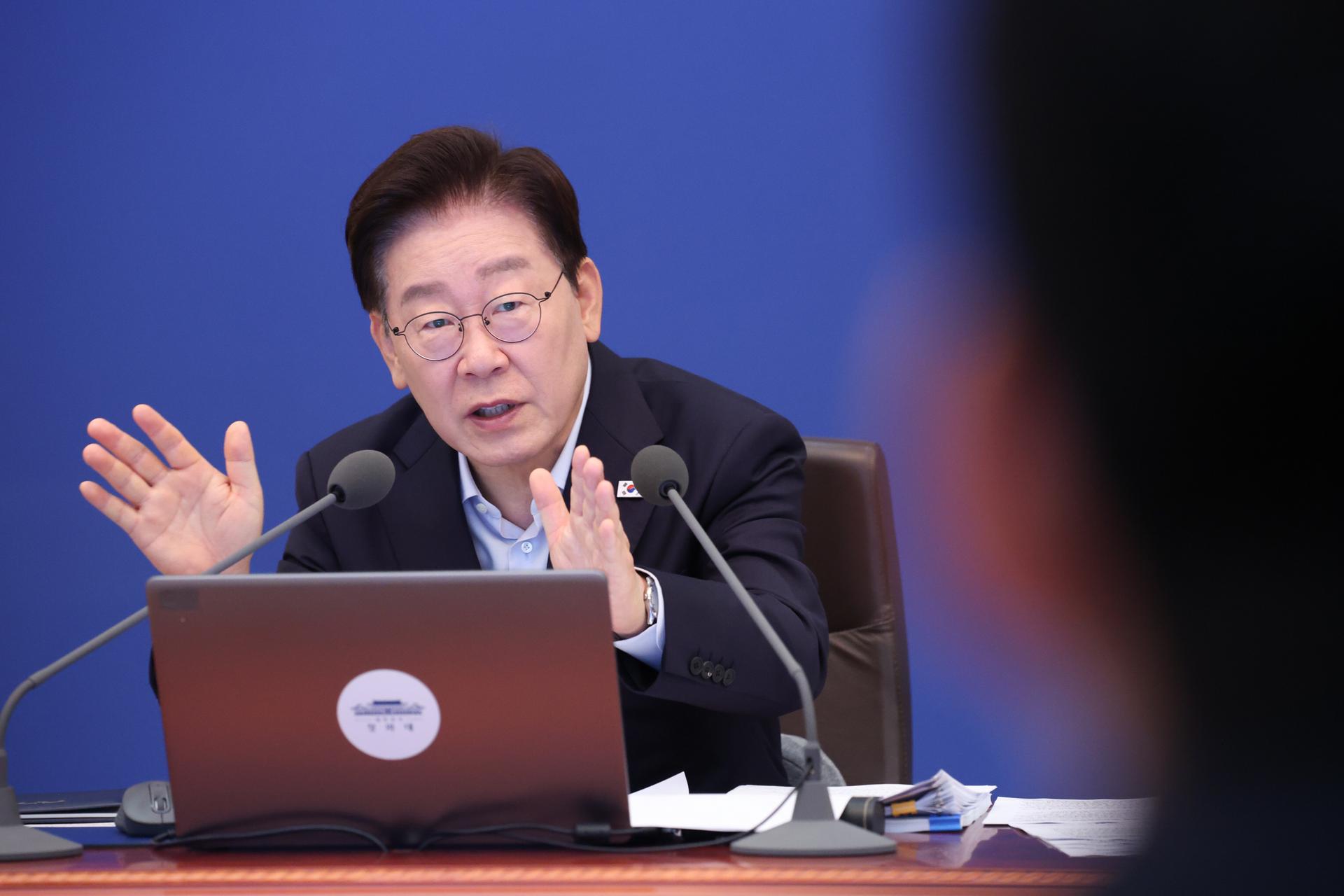 이 대통령 "미친듯 주택 공급 늘릴 것…망국적 부동산 투기 타파"