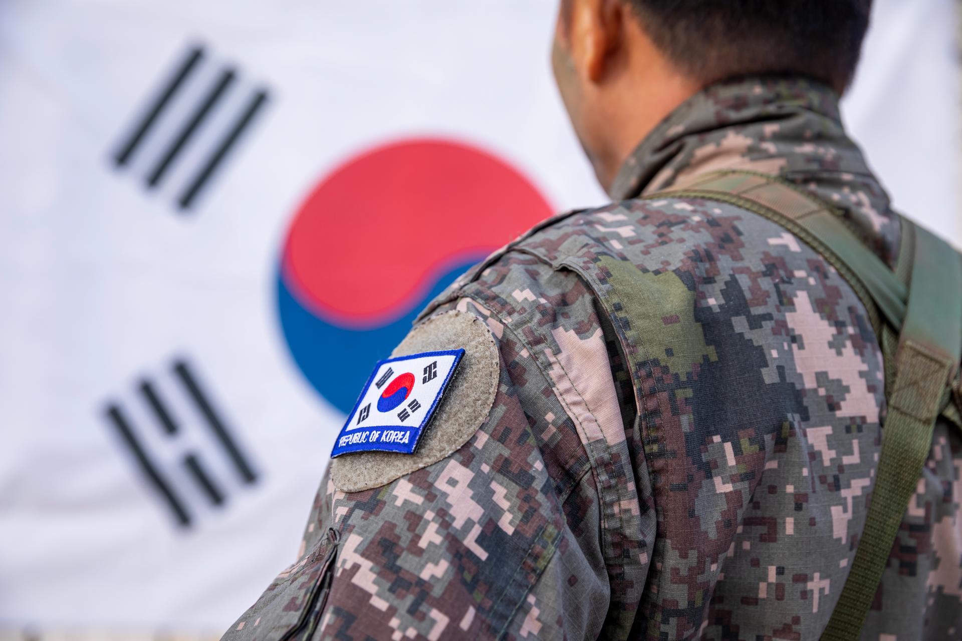 군 '빚투·도박' 경고음…432명 102억 채무조정