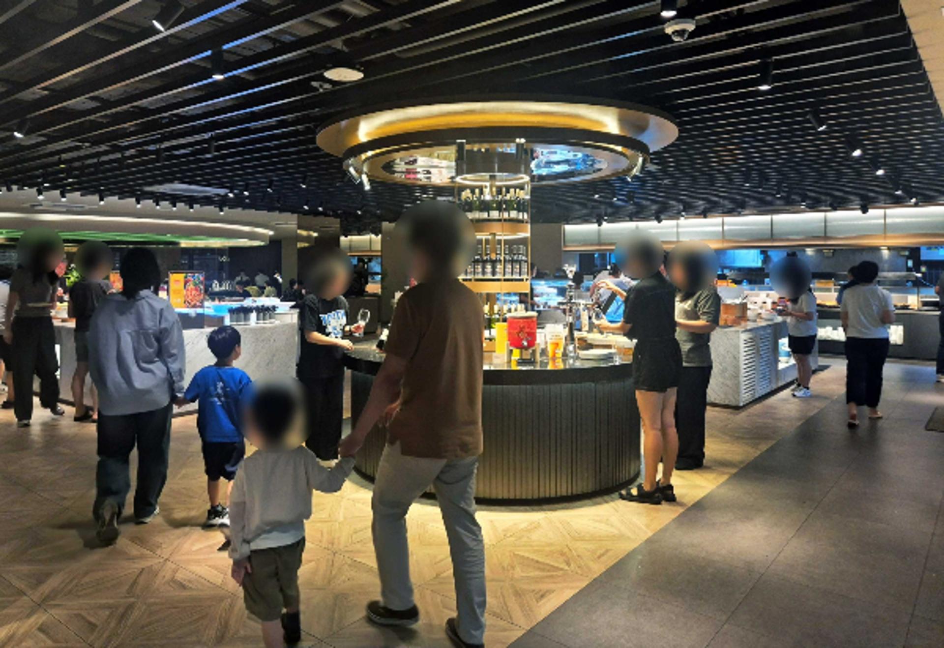 3시간 줄 선 빕스, CJ푸드빌 특화매장 전략 통했다