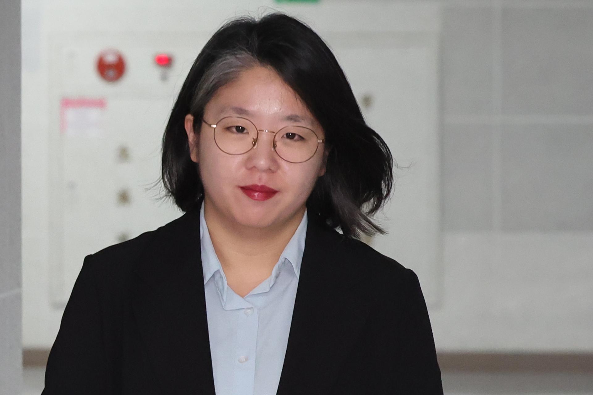 [사설]위성정당이 낳은 겸직 논란, 공정의 원칙으로 풀어야