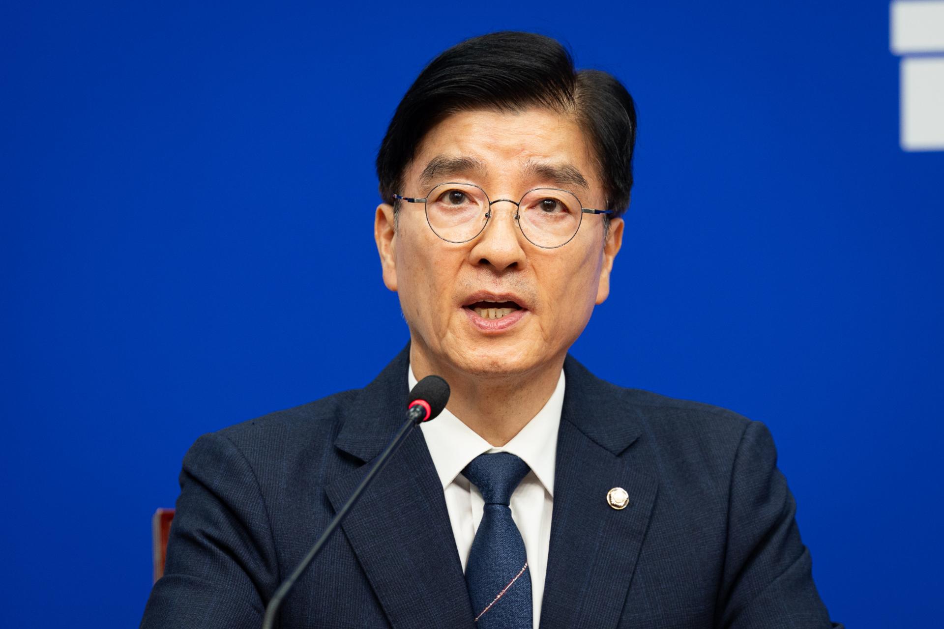 민주당 "경찰 6대 폐단 뿌리째 뽑아내야…민주적 통제 강화"