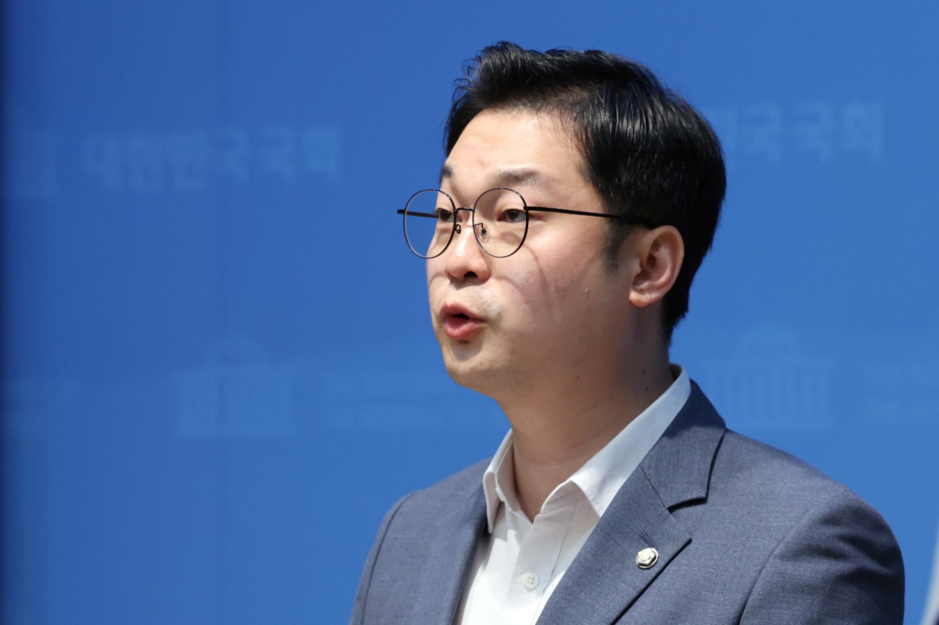민주당 김동아, '김승원 녹취록 공개' 한동훈 고발…"공무상 비밀누설"