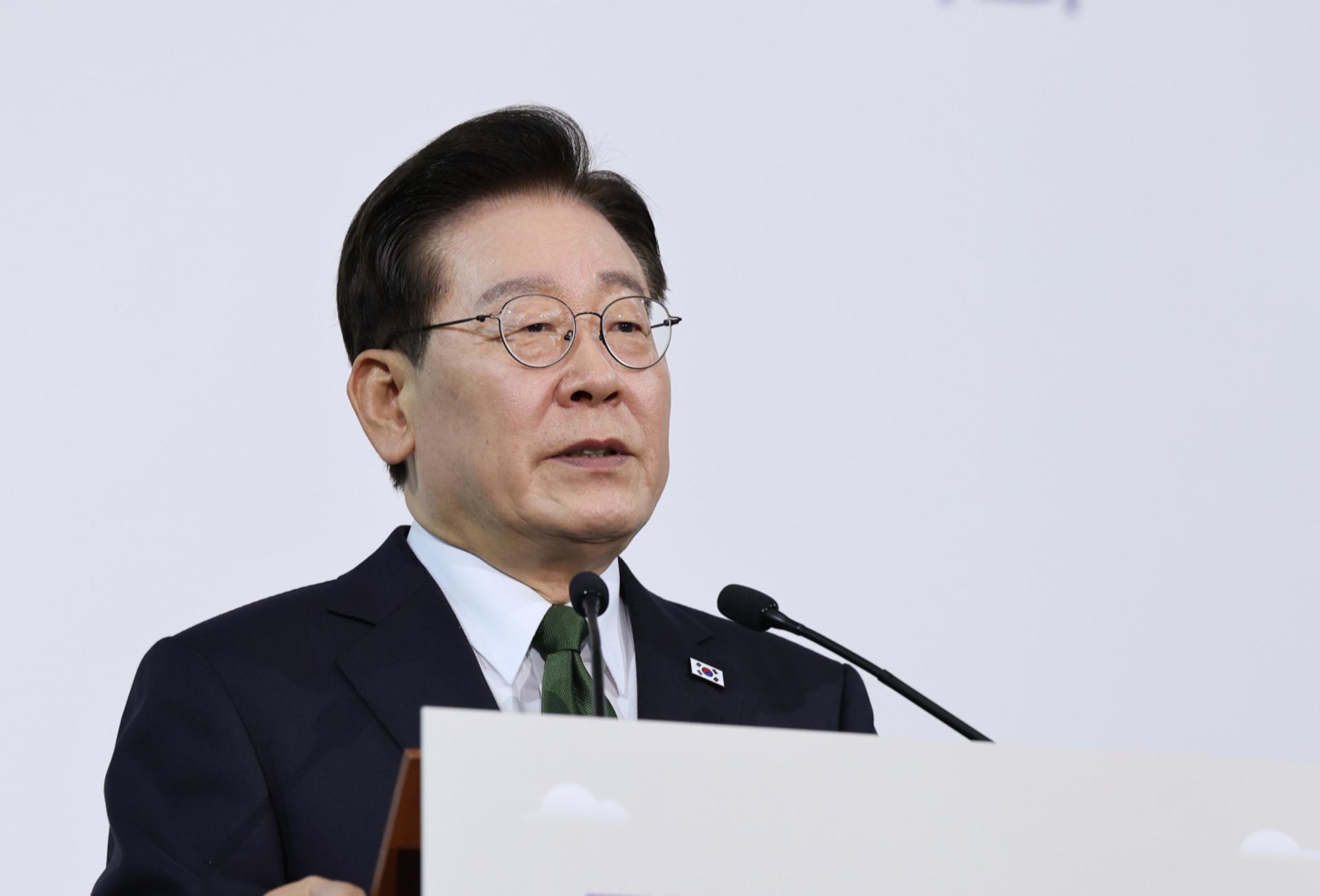 이 대통령 '임기 제한' 발언…여야 "연임 불가 의미" vs "말장난"