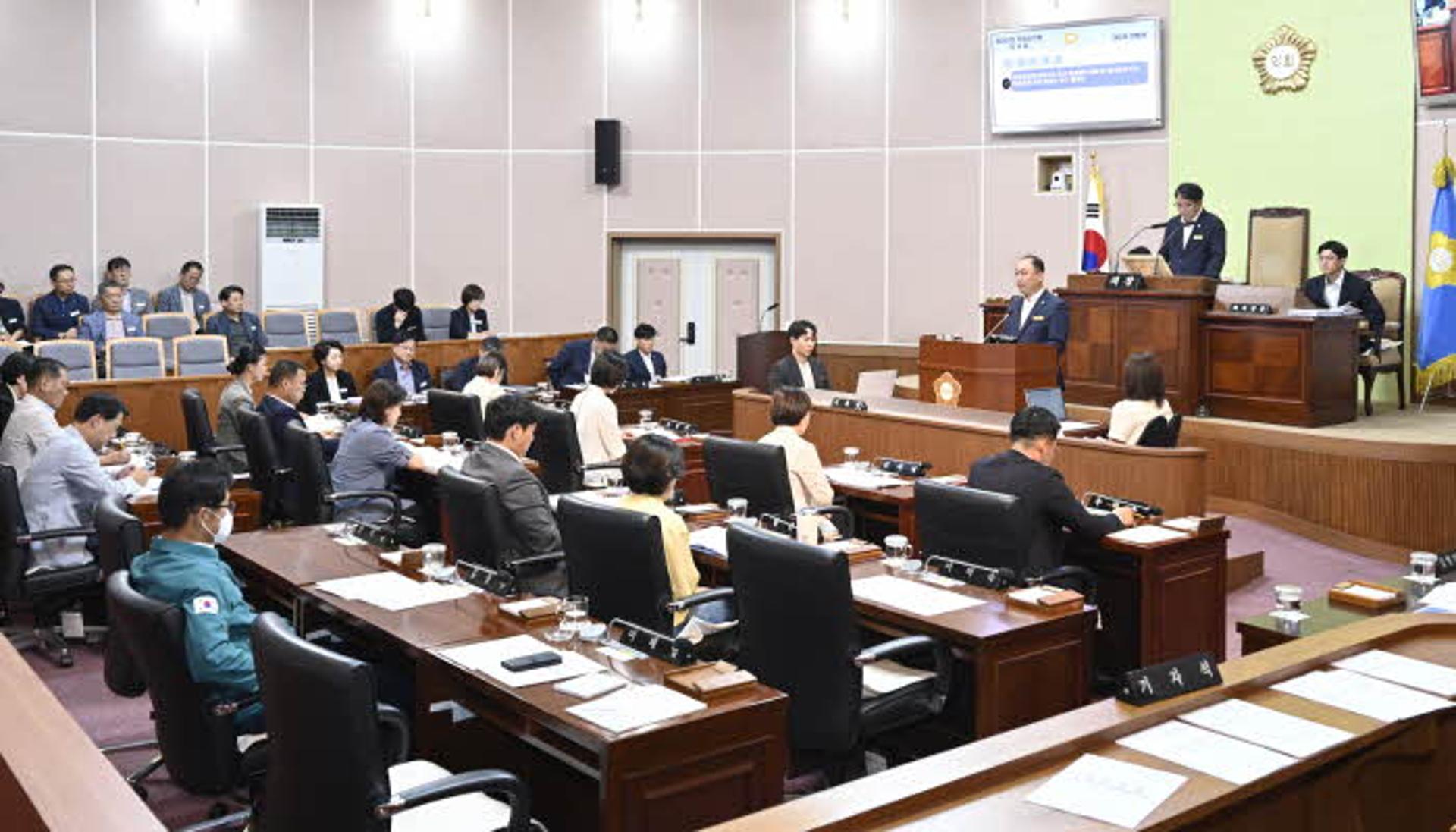 거제시의회, 삼성·한화 '부산 설계센터 확대' 재검토 촉구