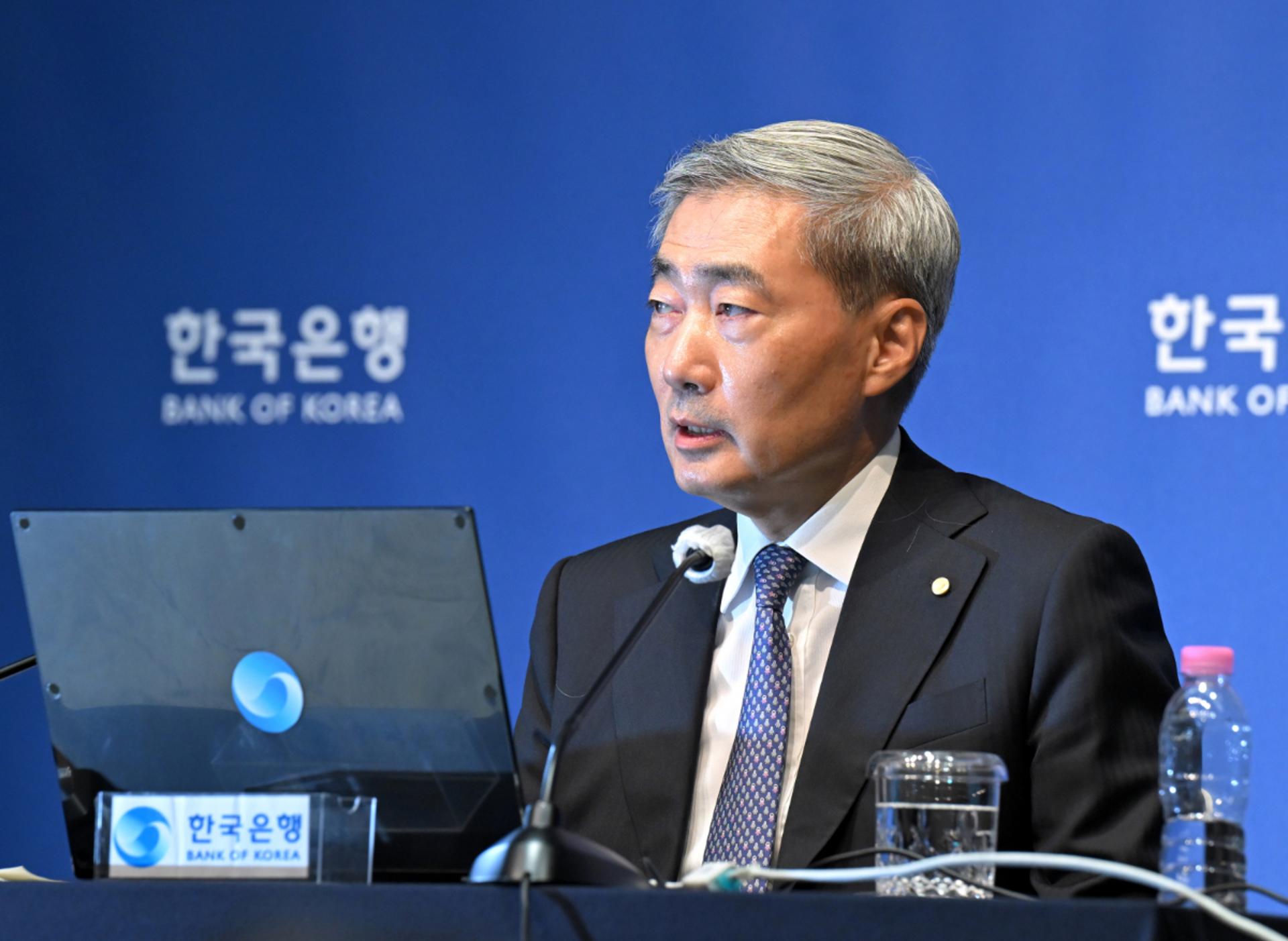 물가 3.1%·주담대 4조↑…한은, 금리 추가인상 시사